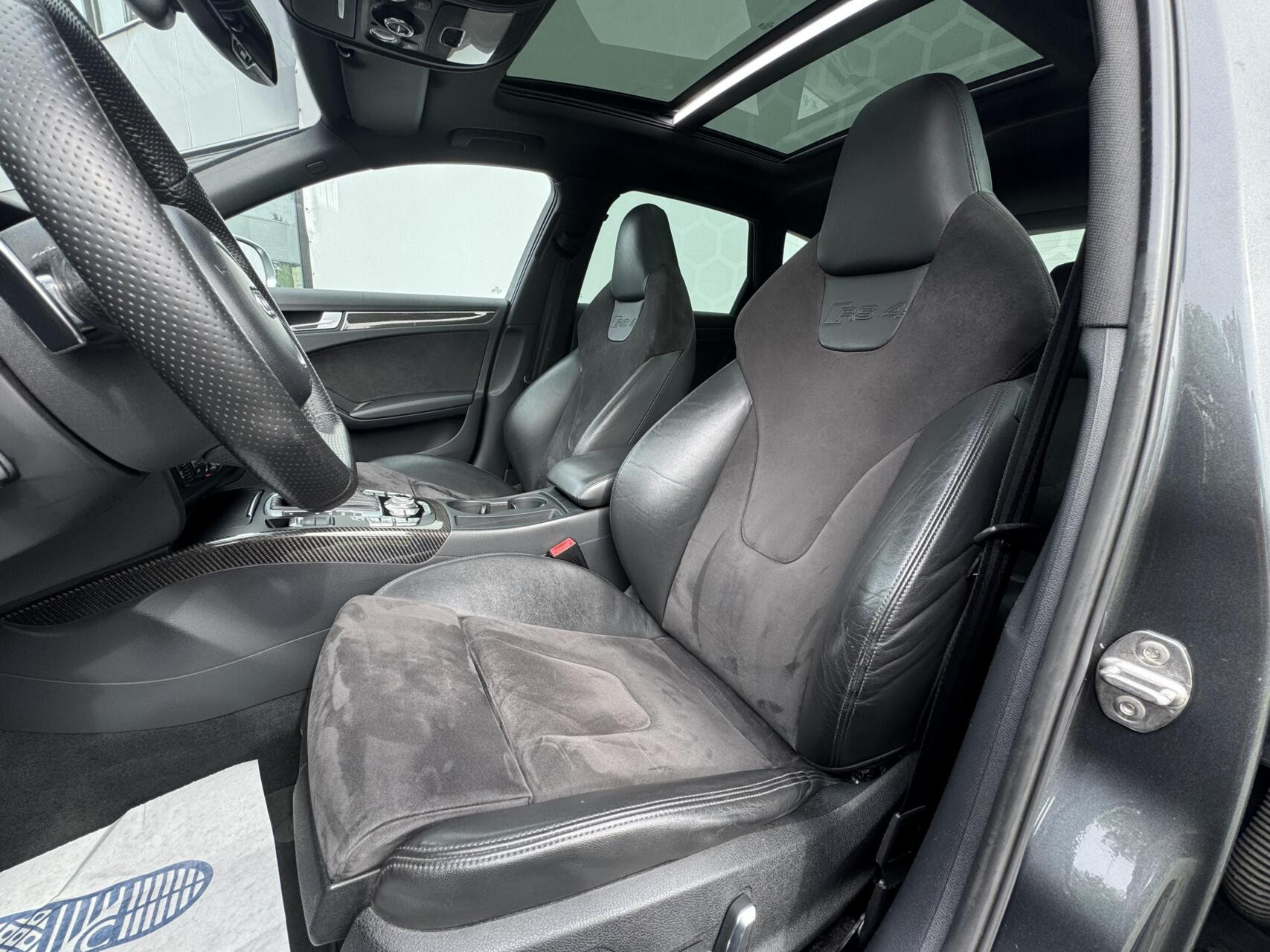 Hoofdafbeelding Audi RS4