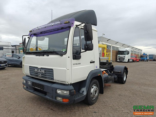 MAN LE 10.220 4x2 Dagcabine Euro3 - Handgeschakeld - Analoge Tachograaf - 195.000km