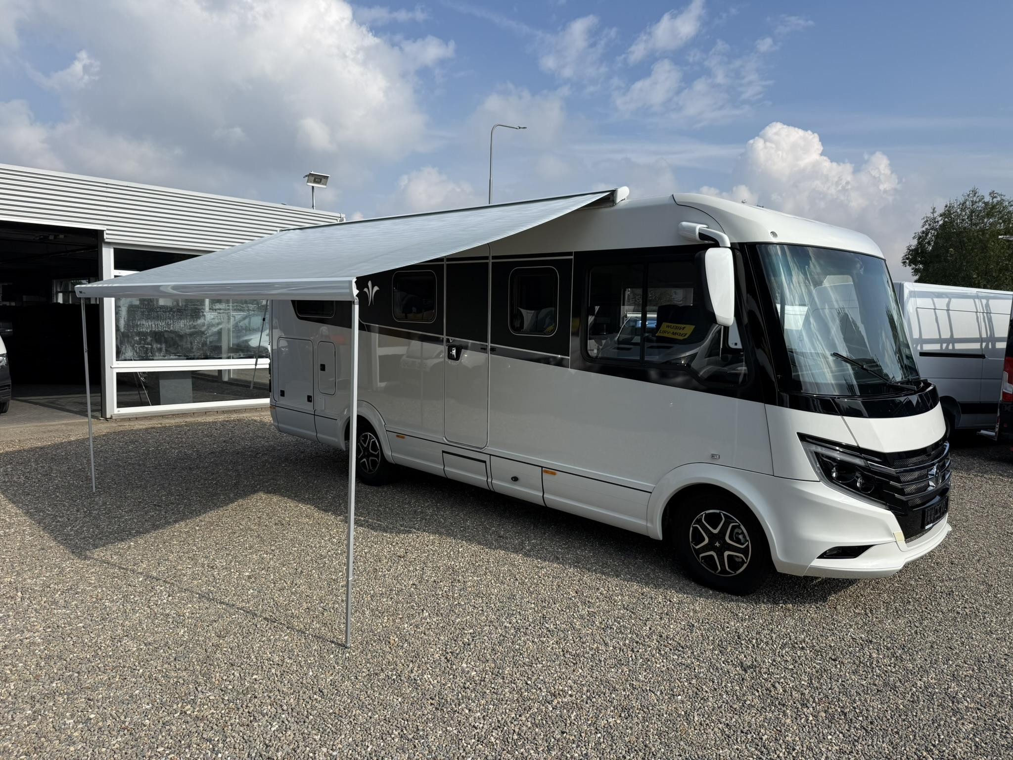 Hoofdafbeelding Niesmann+Bischoff ISmove 7.3 Clouline NIEUW