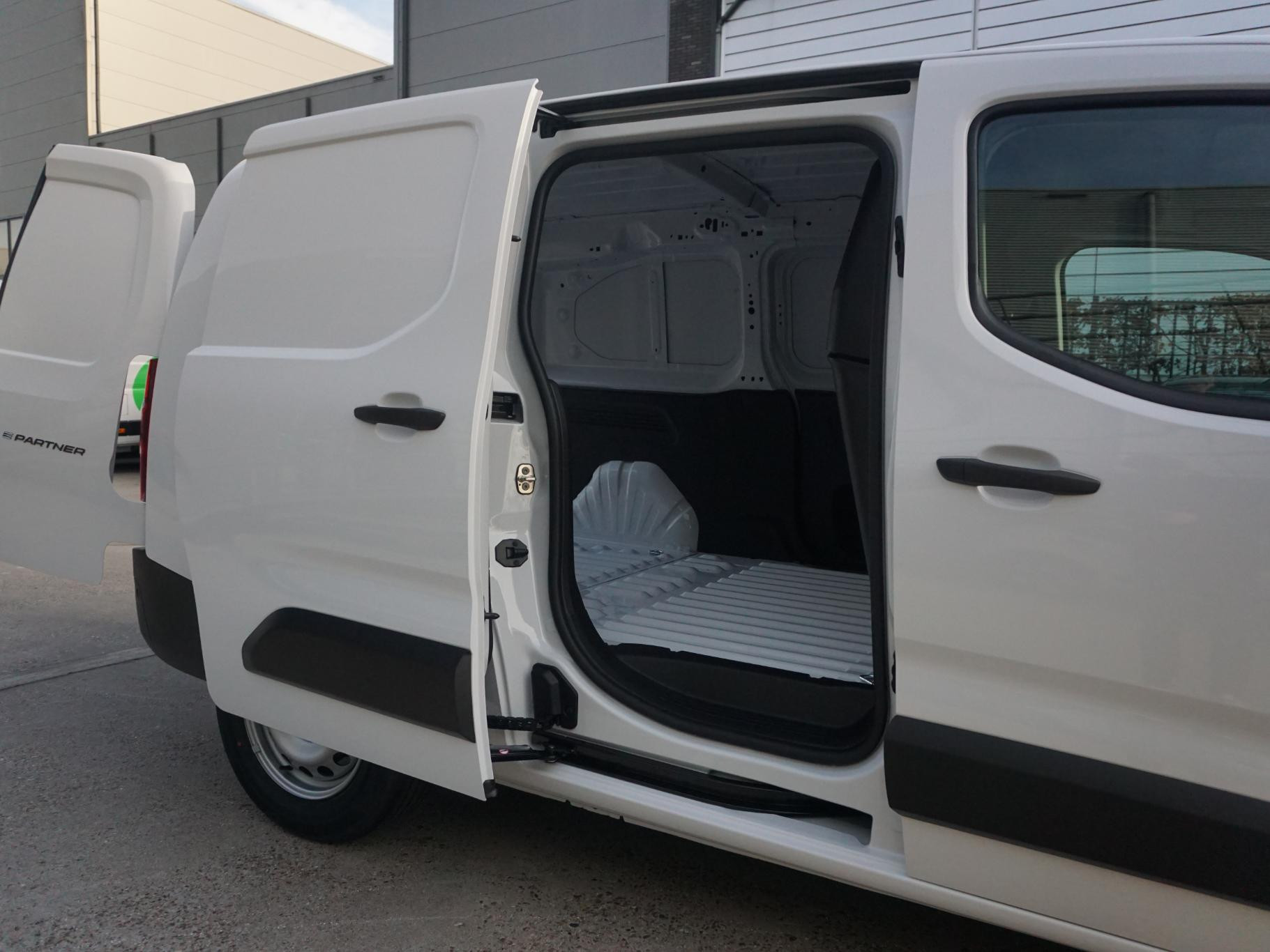 Hoofdafbeelding Peugeot Partner