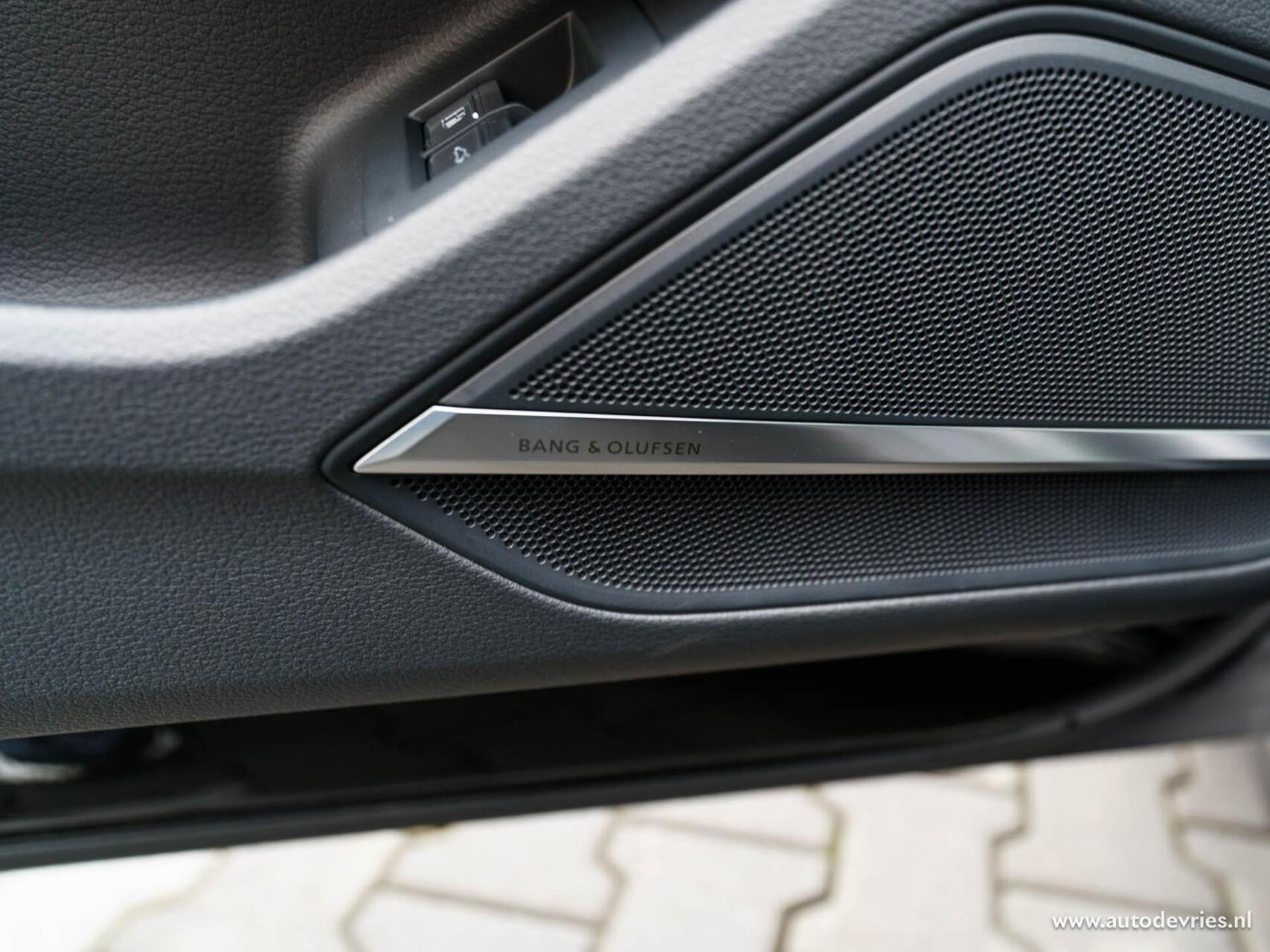 Hoofdafbeelding Audi A8