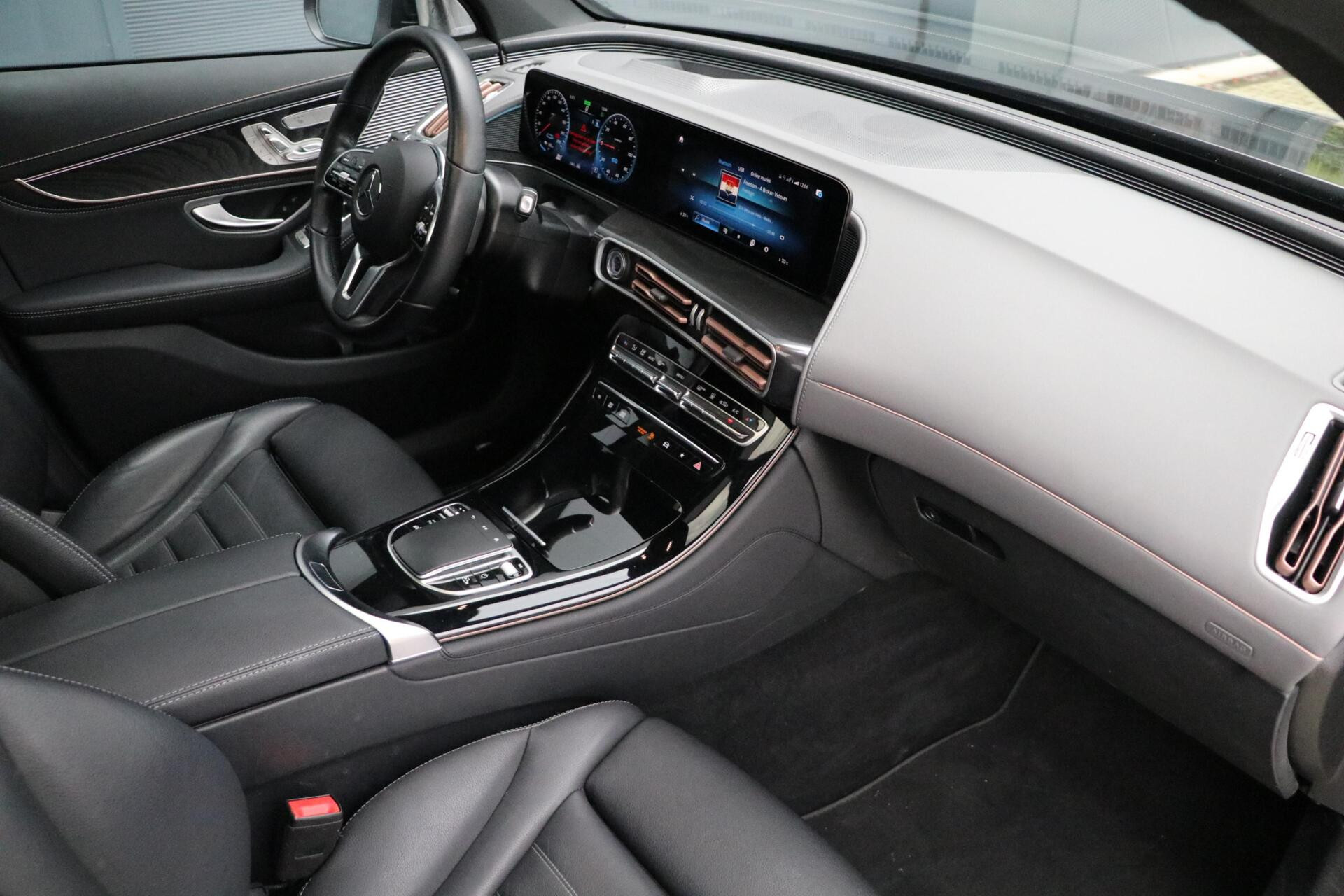 Hoofdafbeelding Mercedes-Benz EQC