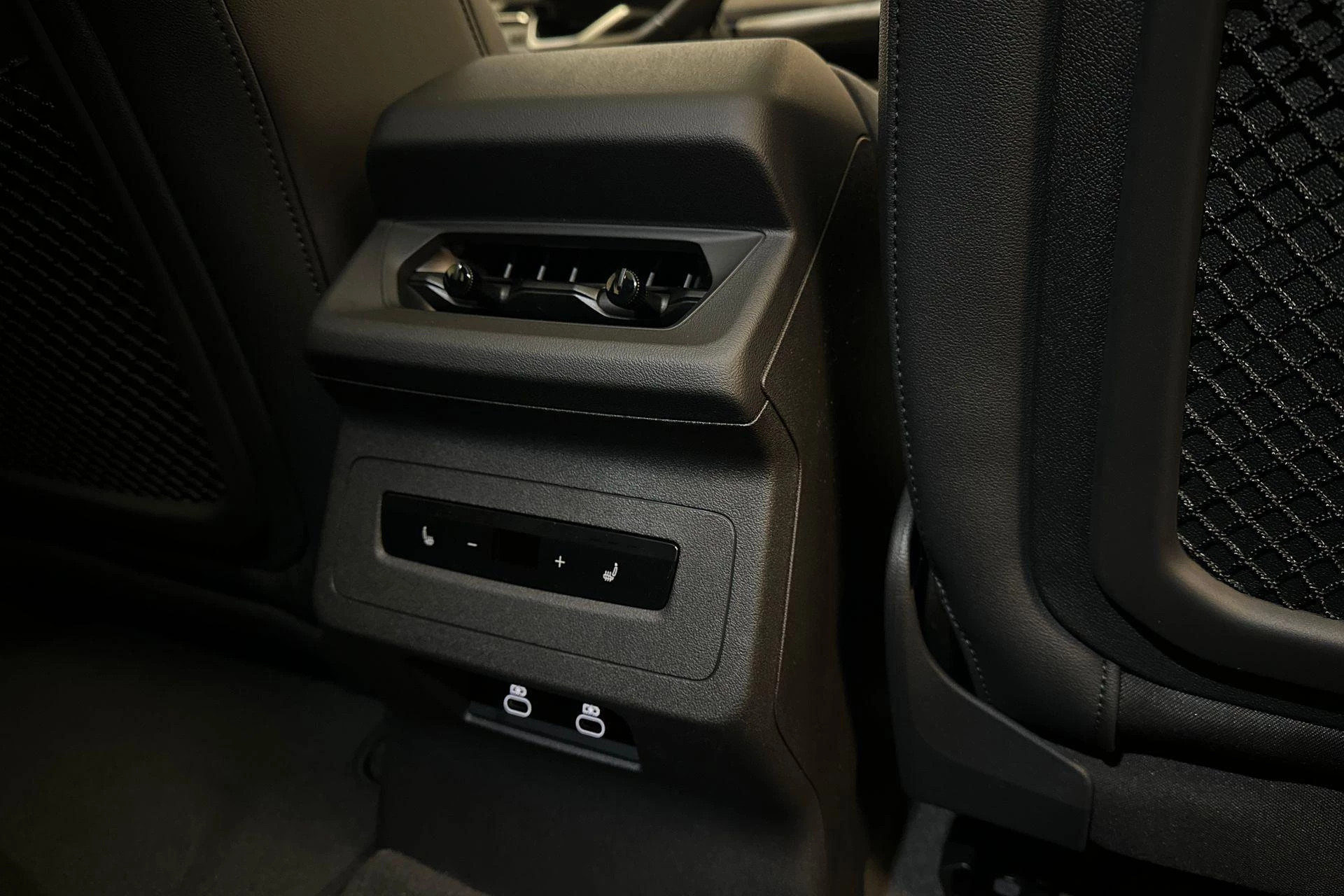 Hoofdafbeelding Audi A6 Avant e-tron