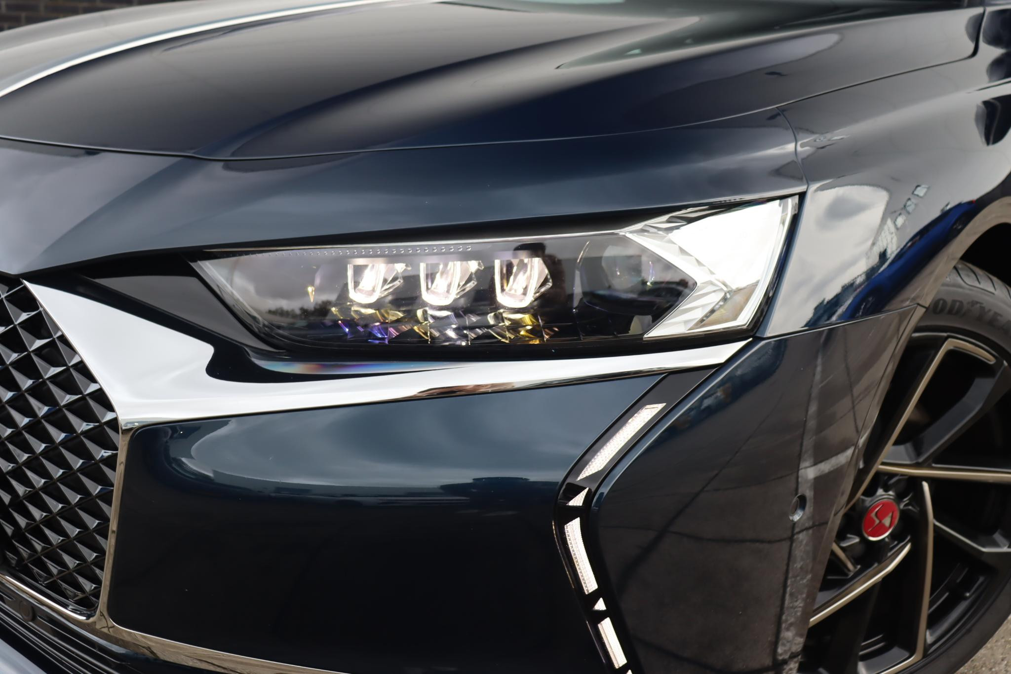 Hoofdafbeelding DS DS 9