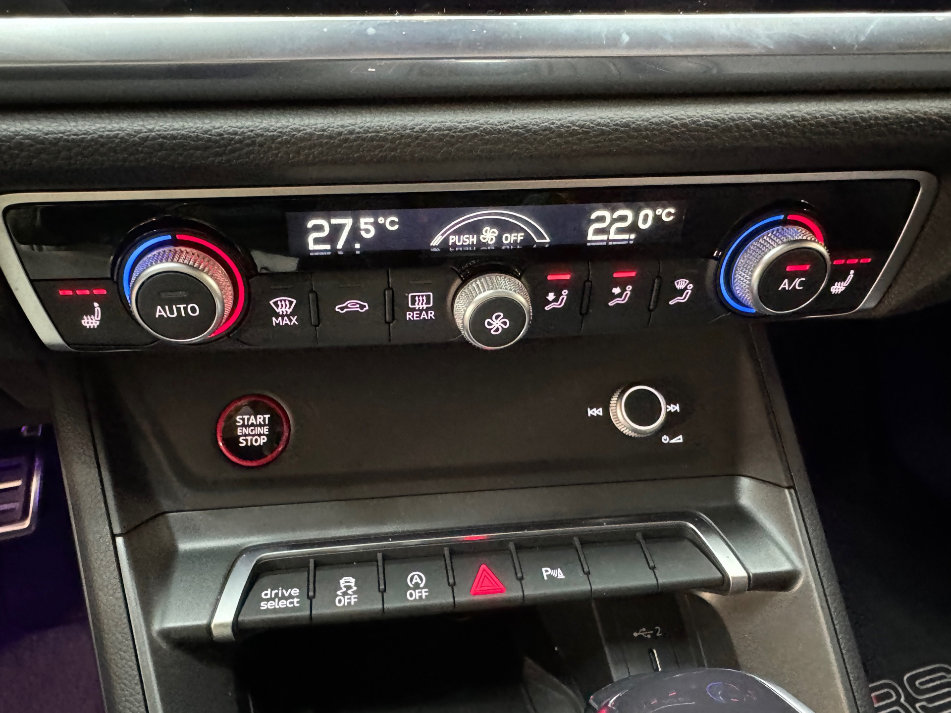 Hoofdafbeelding Audi RSQ3