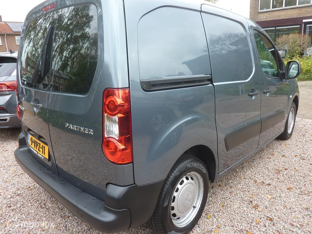Hoofdafbeelding Peugeot Partner