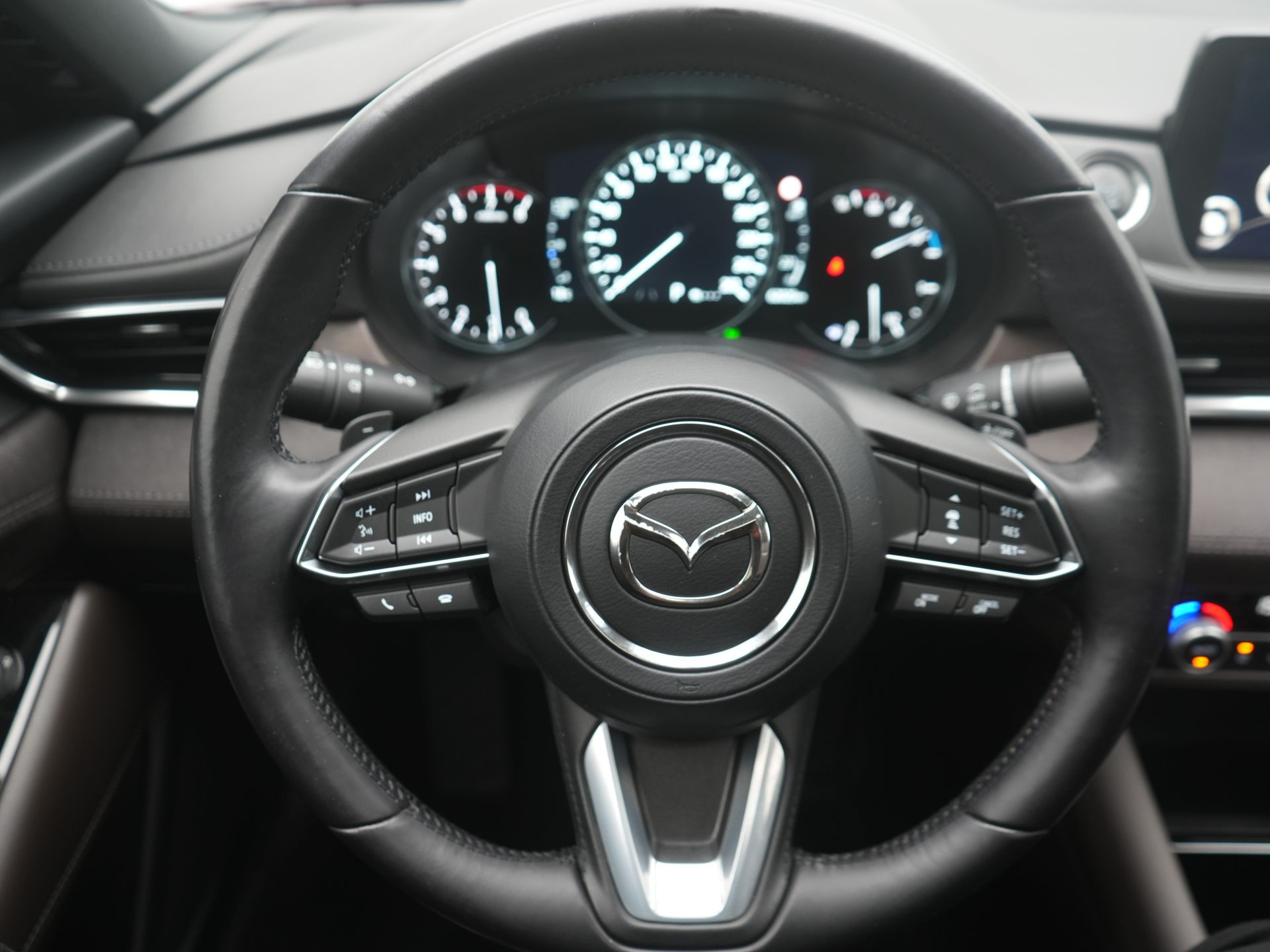 Hoofdafbeelding Mazda 6