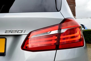 BMW 2 Serie BMW 2 Serie Active Tourer 220i Executive Edition Rijklaarprijs-Garantie 1e Eigenaar Navigatie Led Sport Interieur Head-Up - afbeelding nr 8
