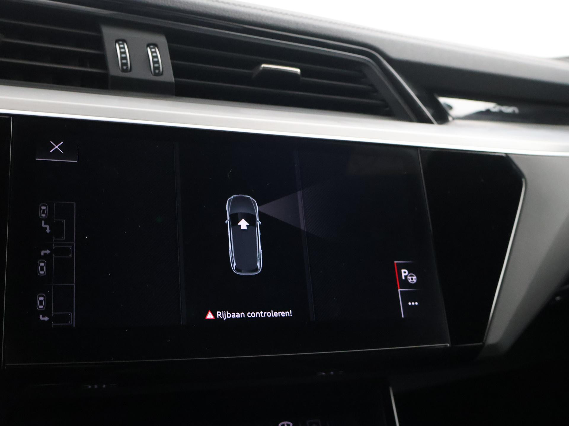 Hoofdafbeelding Audi Q8 e-tron