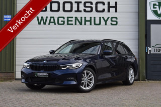 BMW 3-serie Touring 318i Business Ed. Plus | Leder | LED | Privacy Glass |