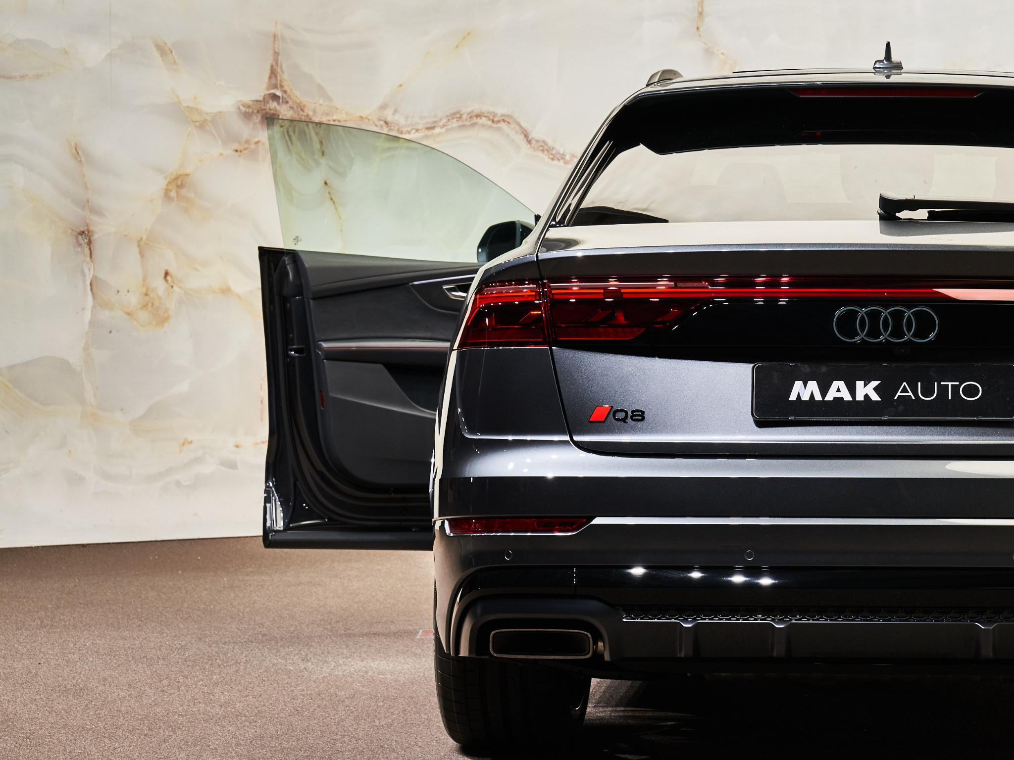 Hoofdafbeelding Audi Q8