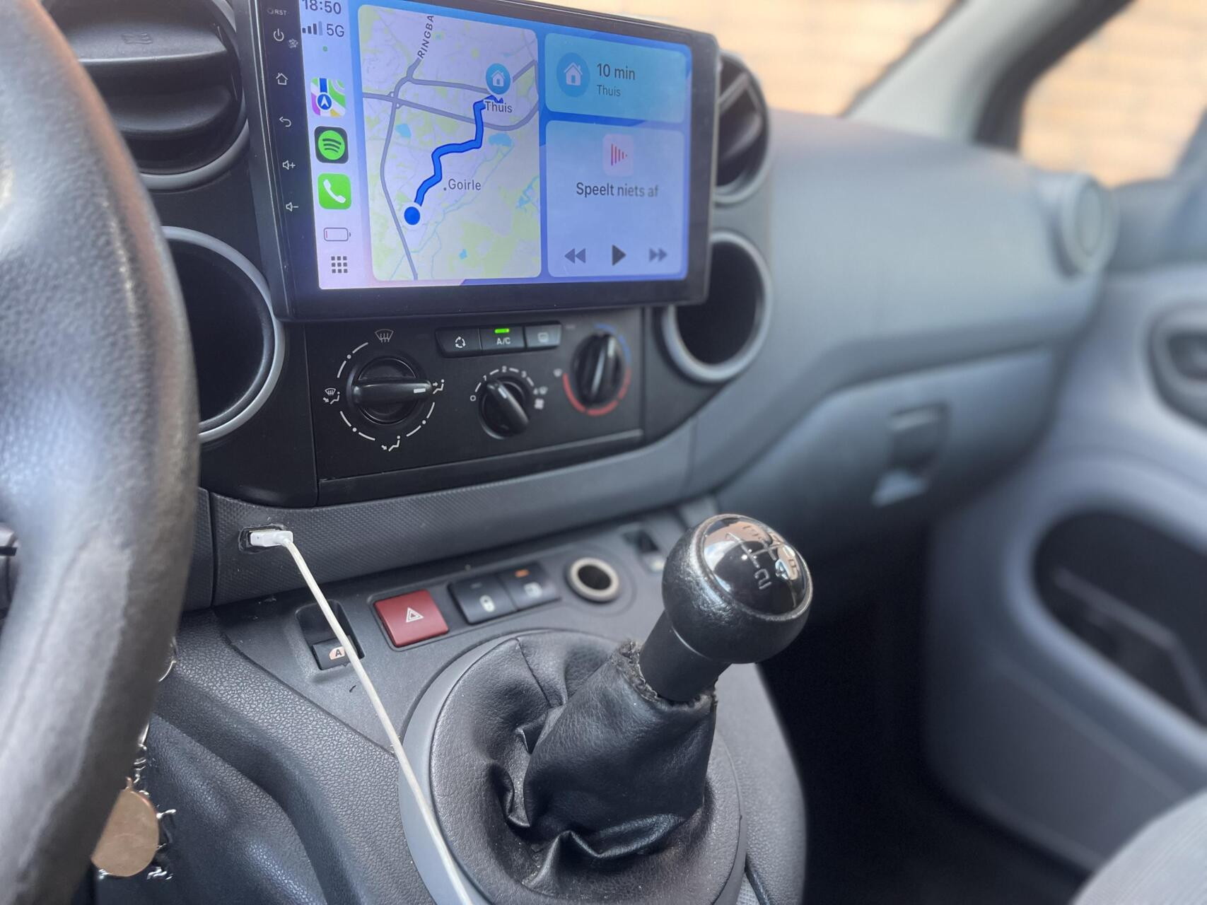 Hoofdafbeelding Peugeot Partner