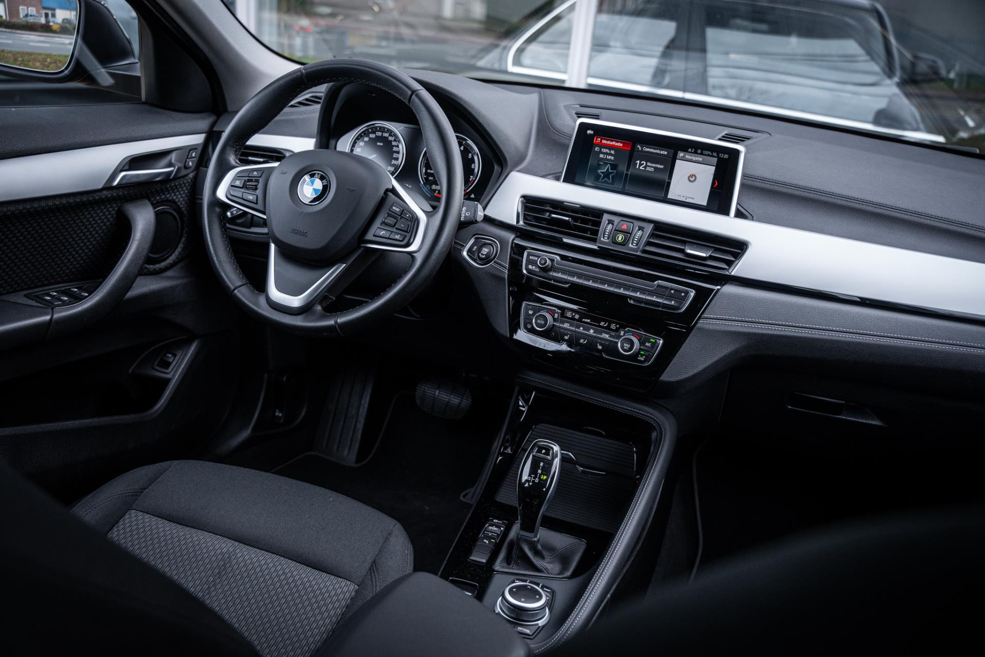 Hoofdafbeelding BMW X2