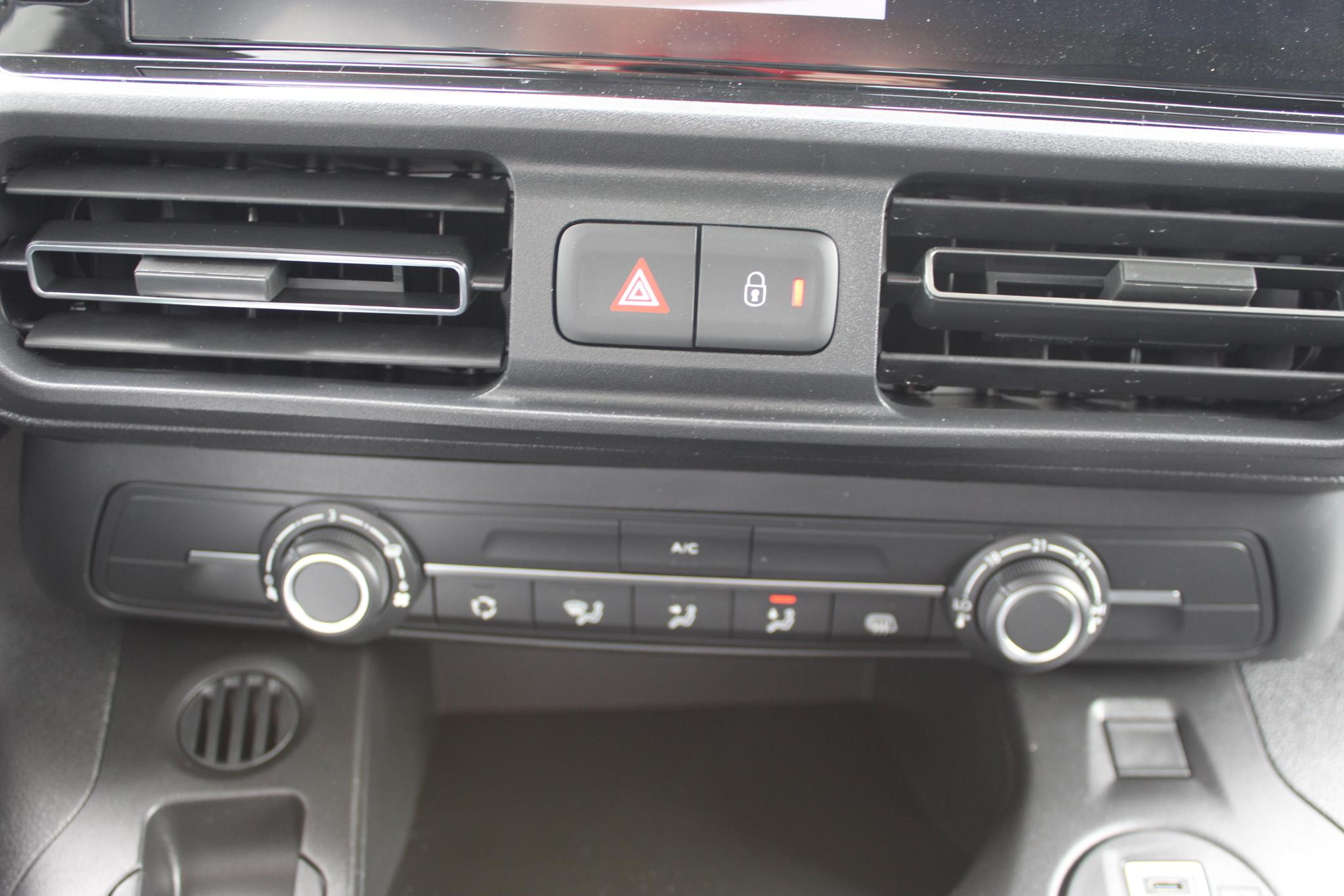 Hoofdafbeelding Opel Combo-e