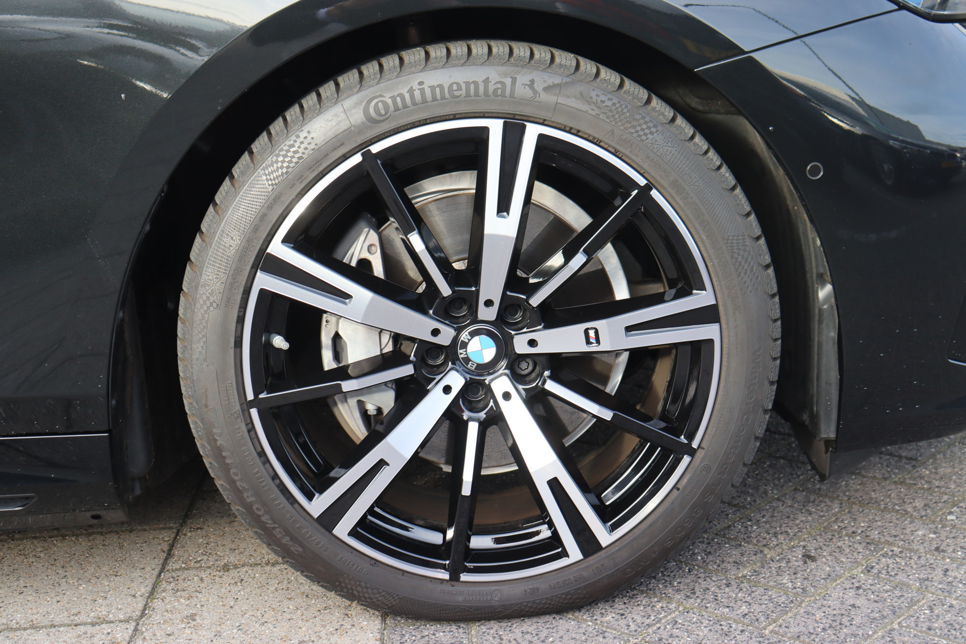 Hoofdafbeelding BMW i5