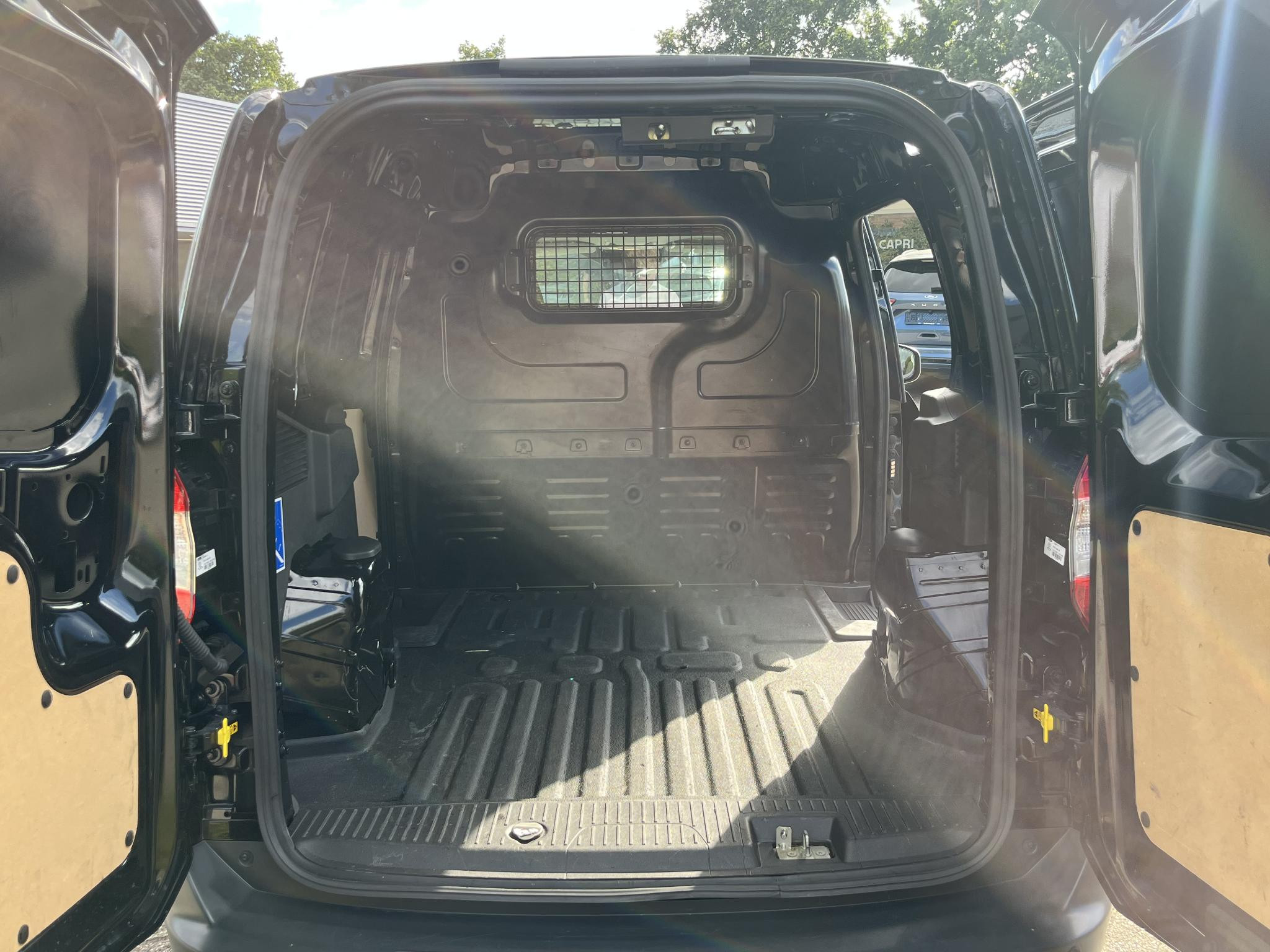 Hoofdafbeelding Ford Transit Courier