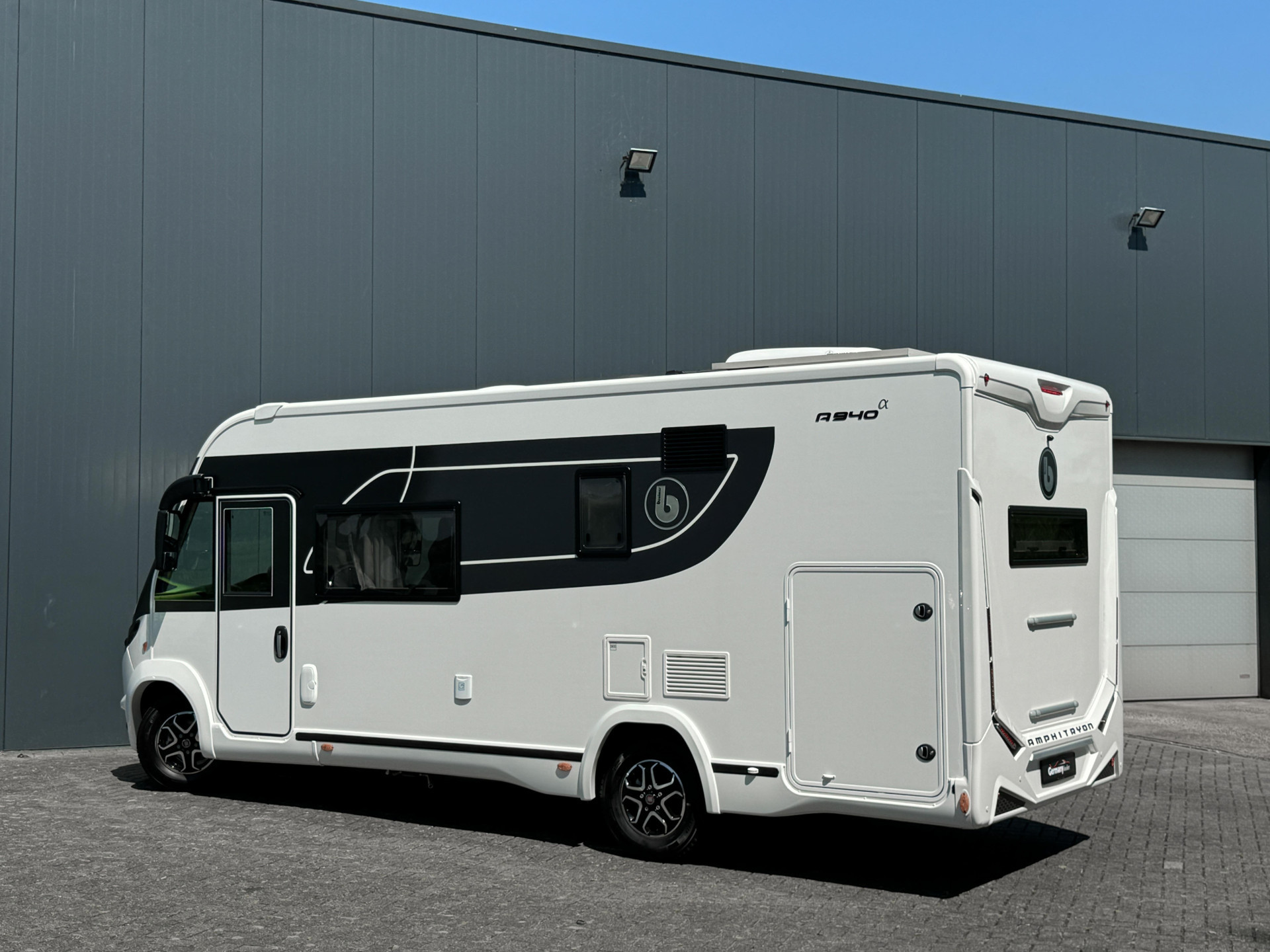 Hoofdafbeelding Benimar Amphitryon