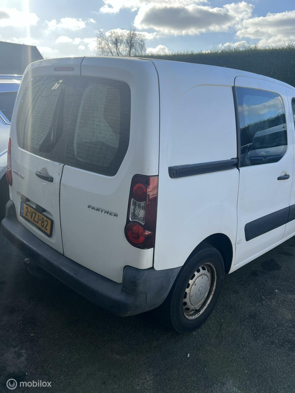 Hoofdafbeelding Peugeot Partner