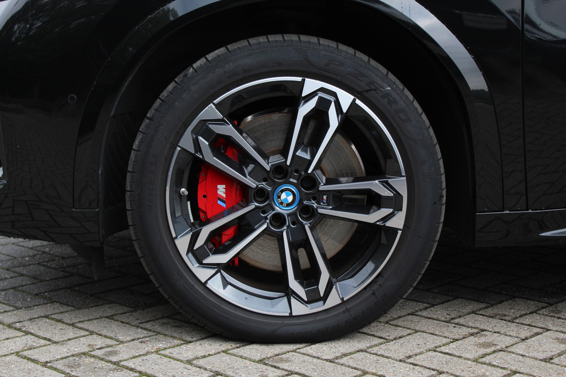 Hoofdafbeelding BMW iX2