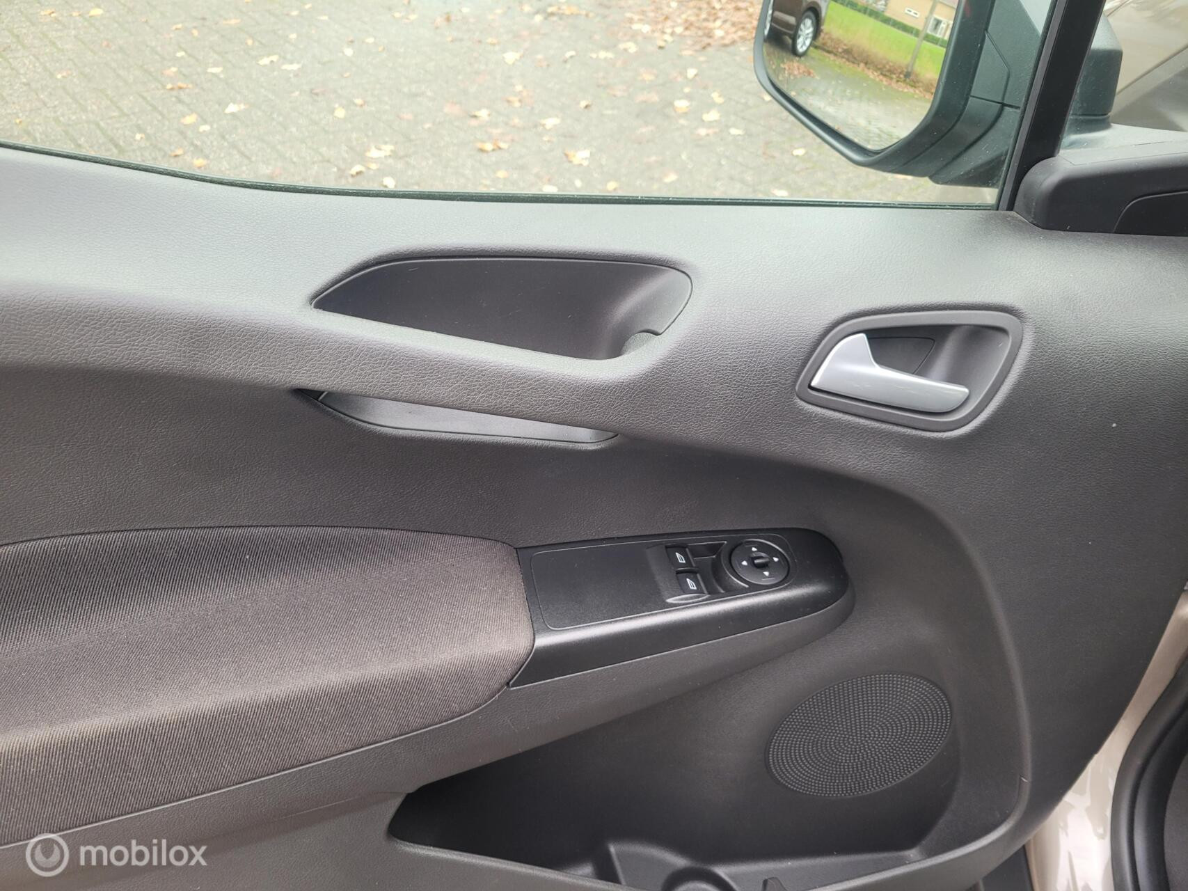 Hoofdafbeelding Ford Transit Courier