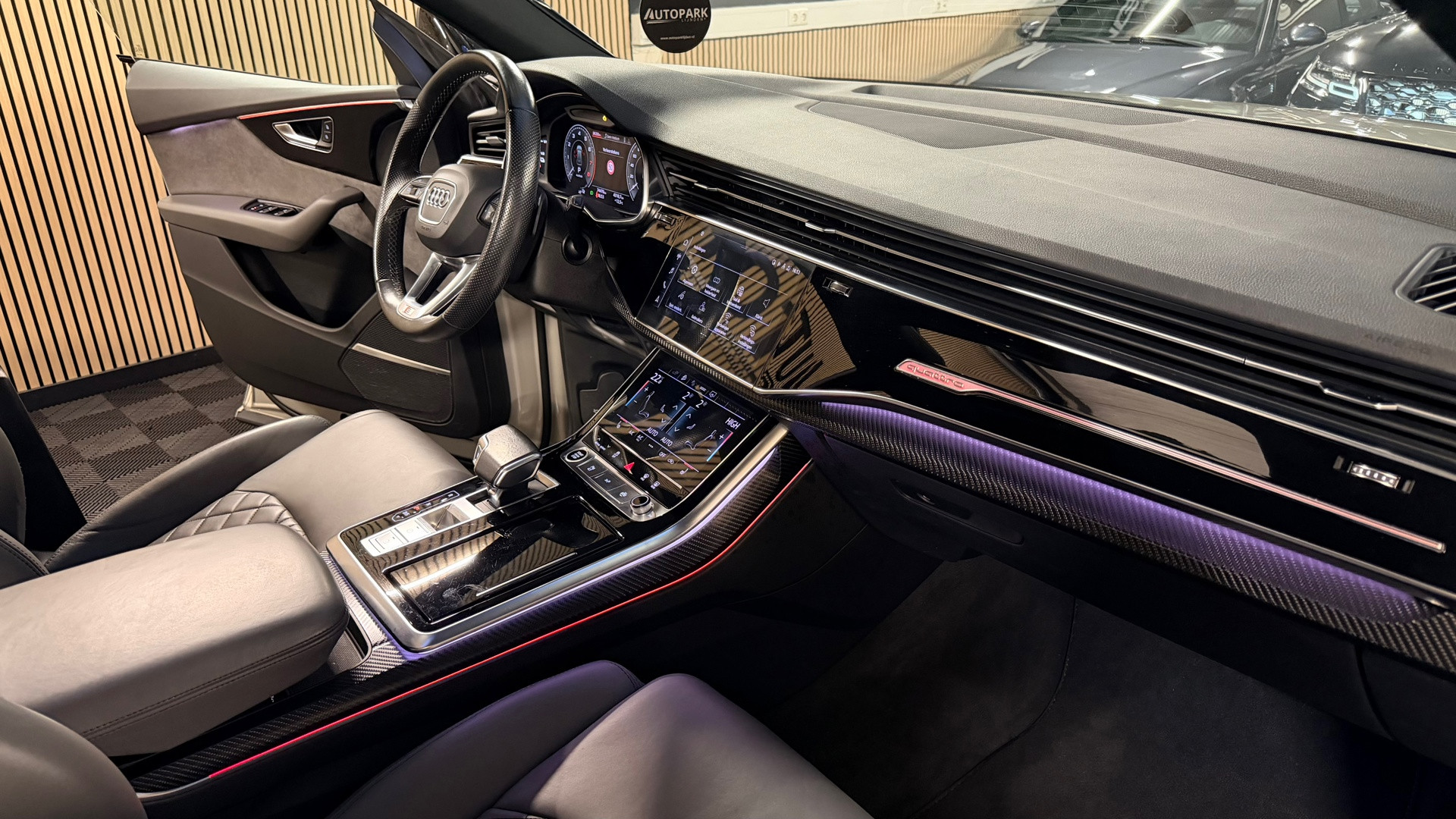 Hoofdafbeelding Audi Q8