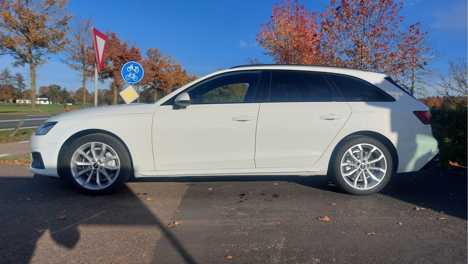 Hoofdafbeelding Audi A4