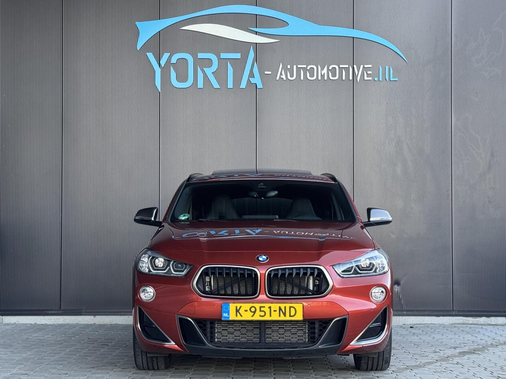Hoofdafbeelding BMW X2
