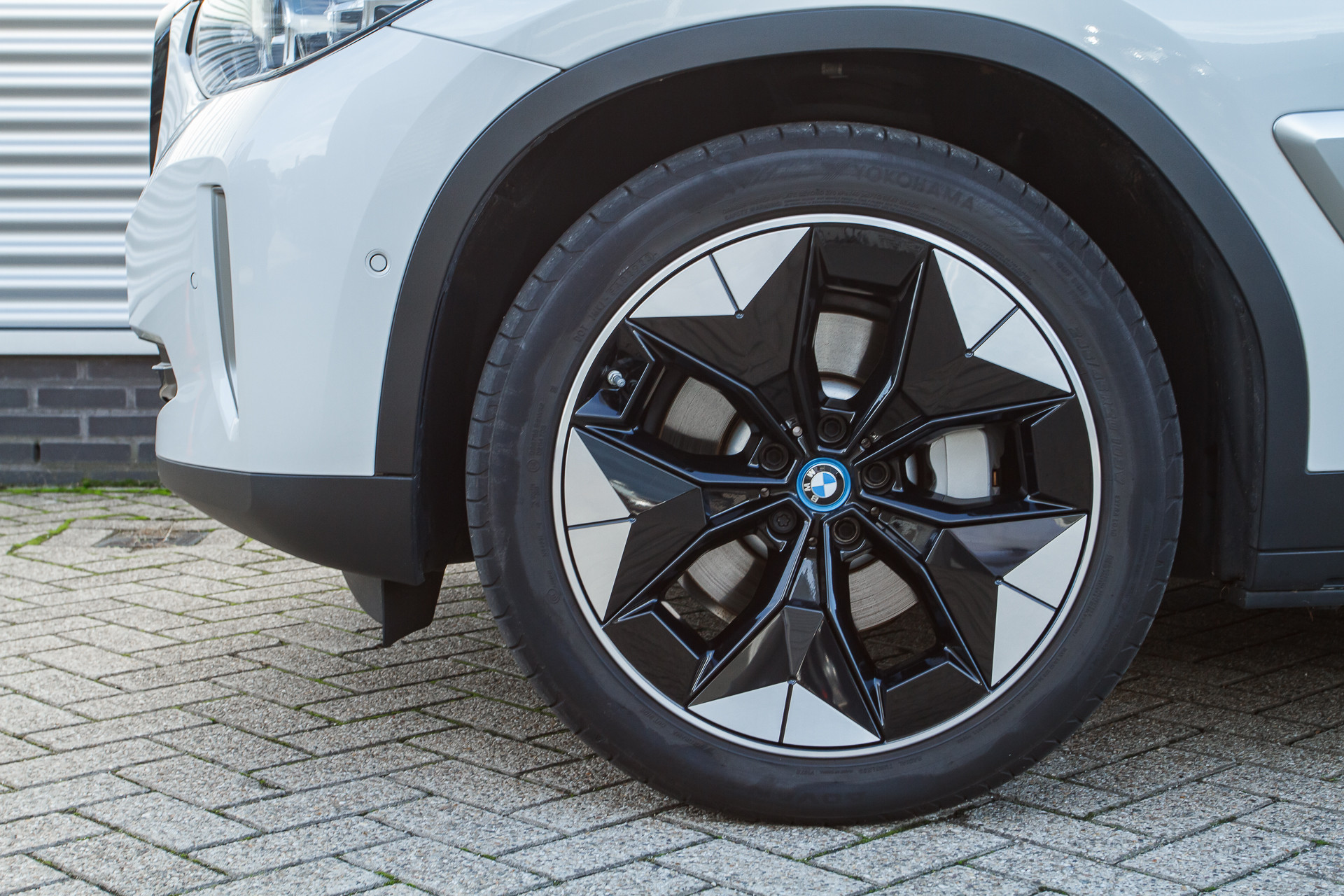 Hoofdafbeelding BMW iX3