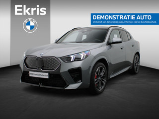 BMW iX2 eDrive20 M Sport Edition | M Sportpakket Pro | Innovation Pack | Comfort Pack |  M Adaptief onderstel | Panoramadak | Elektrisch Verstelbare Sportstoelen | Head-Up Display | Harman Kardon | 19''