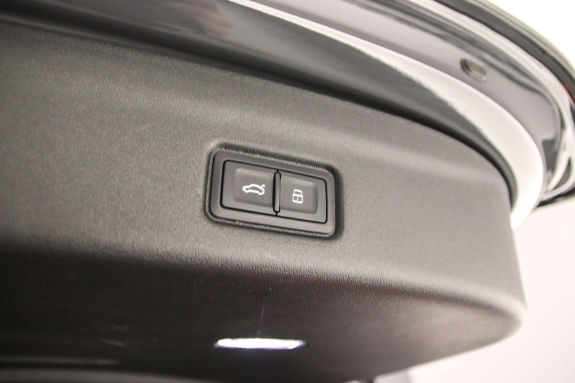 Hoofdafbeelding Audi SQ6