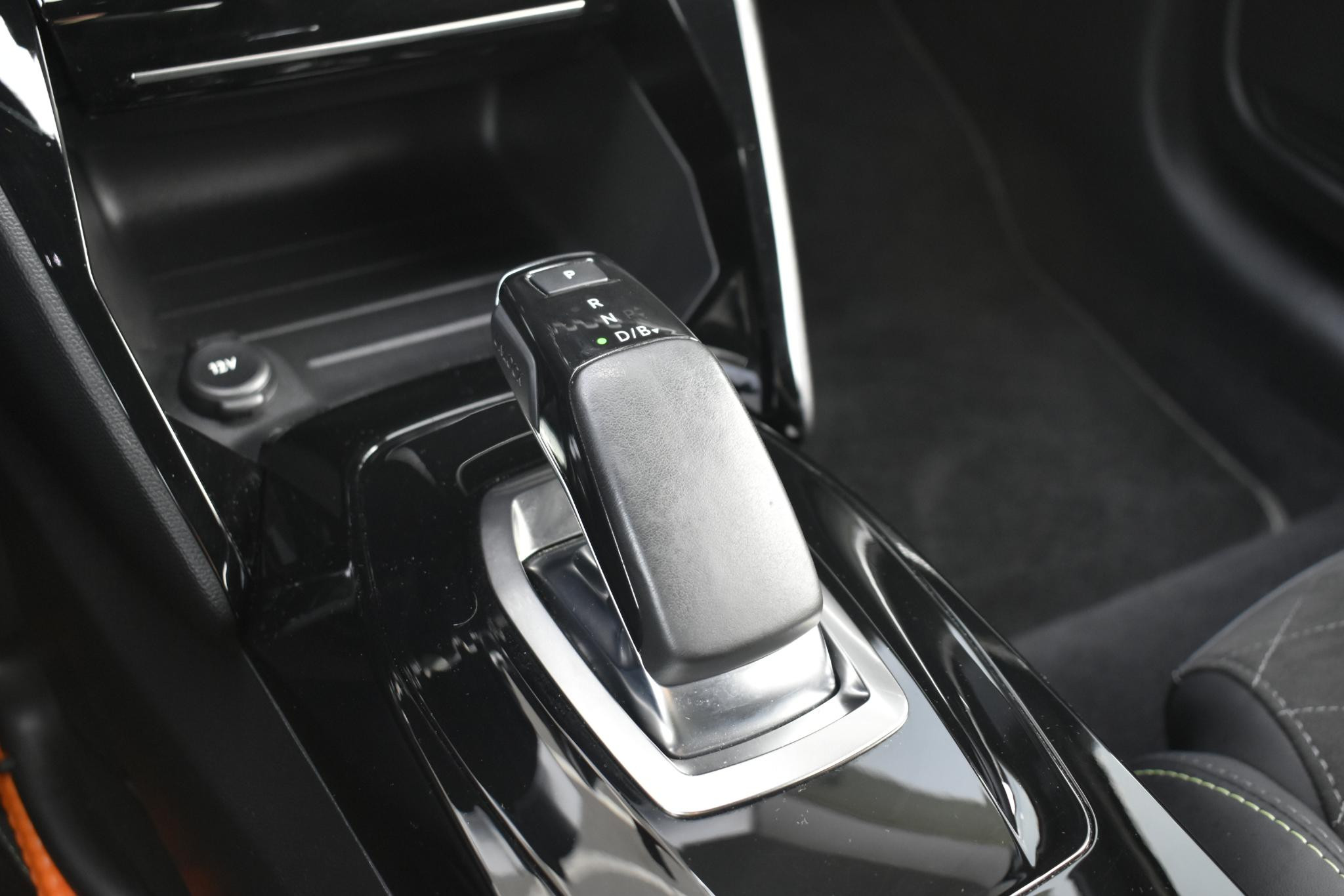 Hoofdafbeelding Peugeot e-208