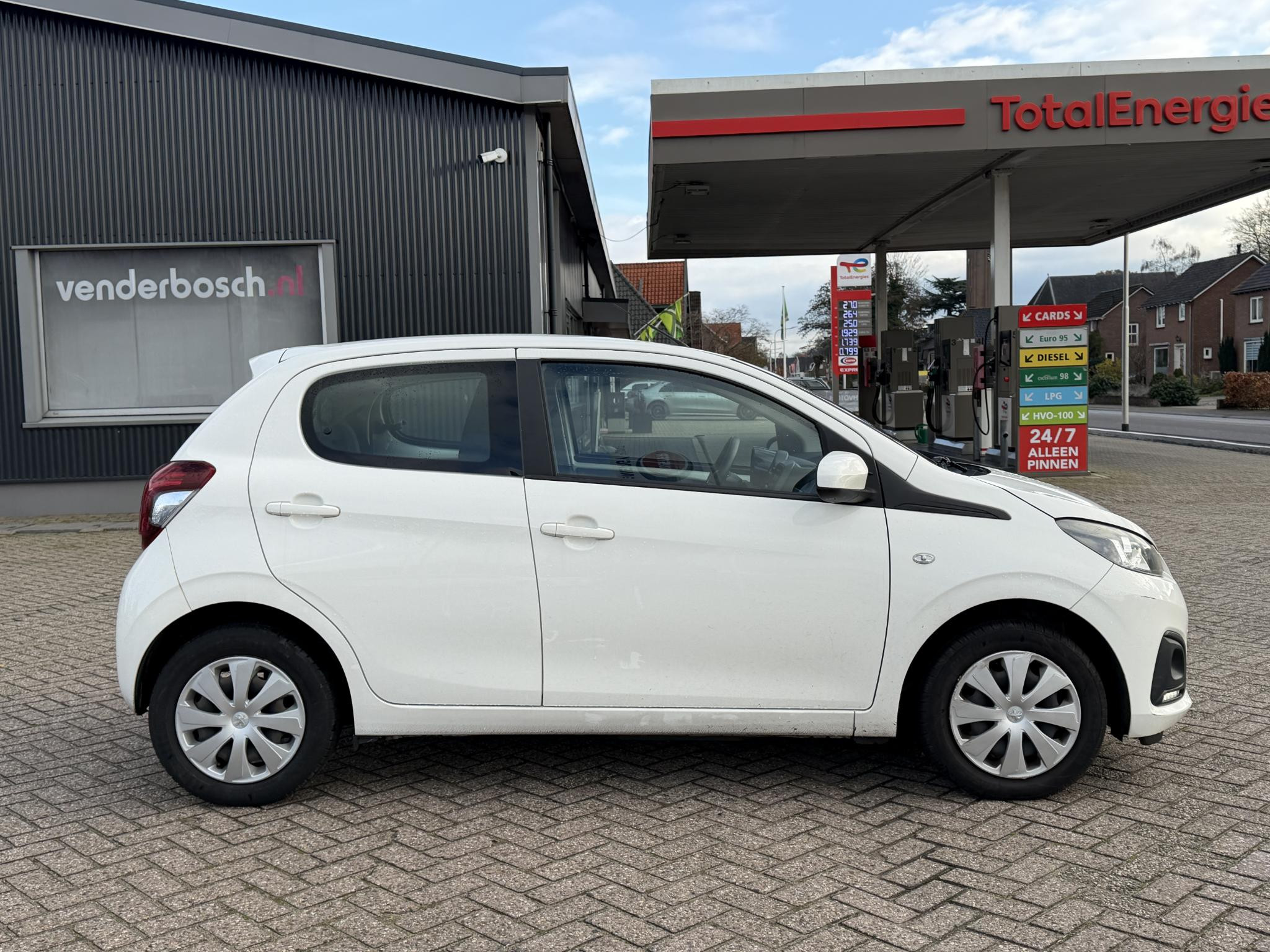 Hoofdafbeelding Peugeot 108