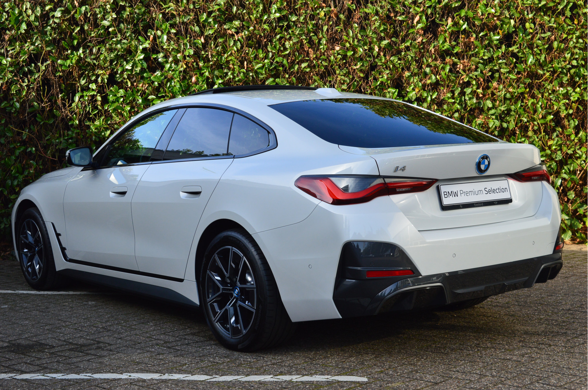 Hoofdafbeelding BMW i4