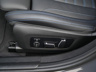 BMW 3 Serie BMW 3 Serie Touring M340i xDrive M-Sport | Pano | Leder | HUD | HiFi | 19