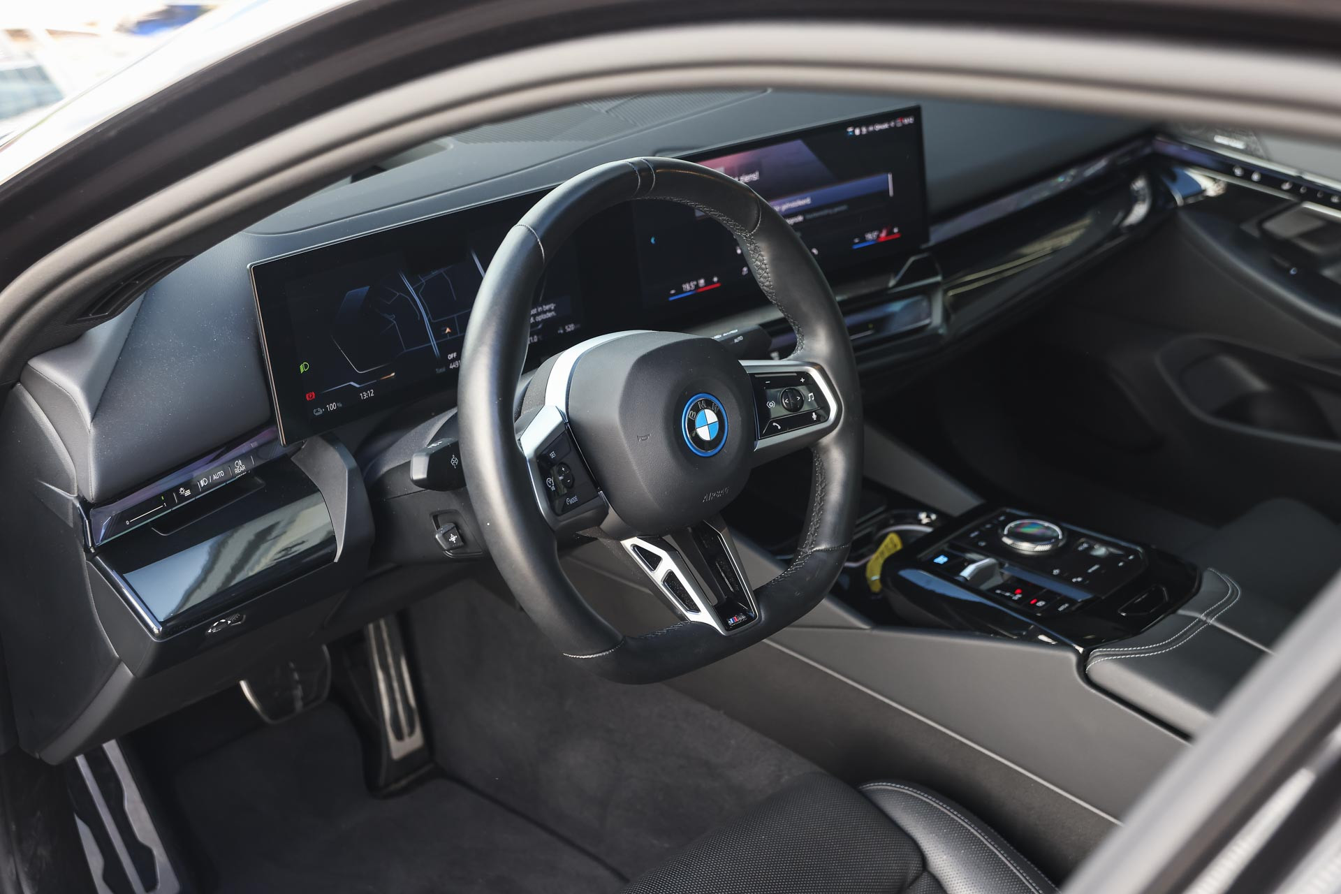 Hoofdafbeelding BMW i5