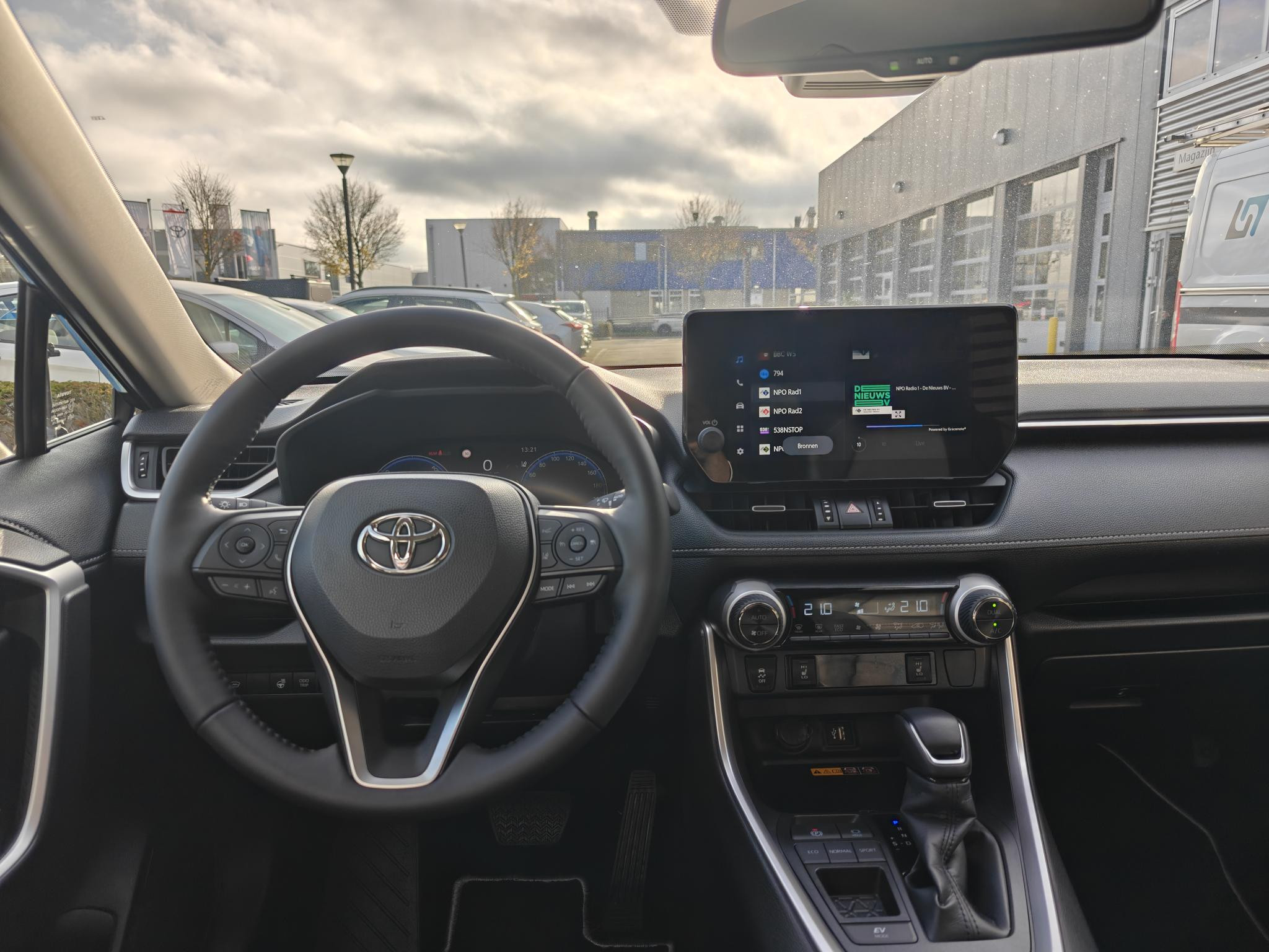 Hoofdafbeelding Toyota RAV4