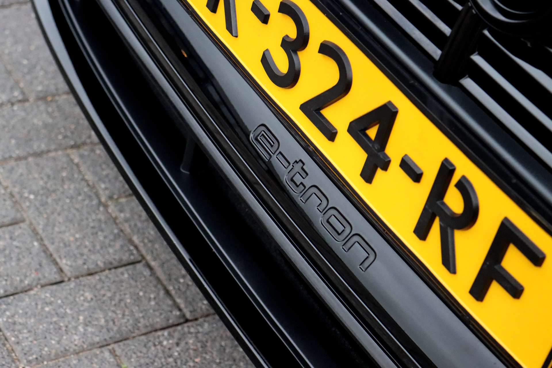 Hoofdafbeelding Audi e-tron