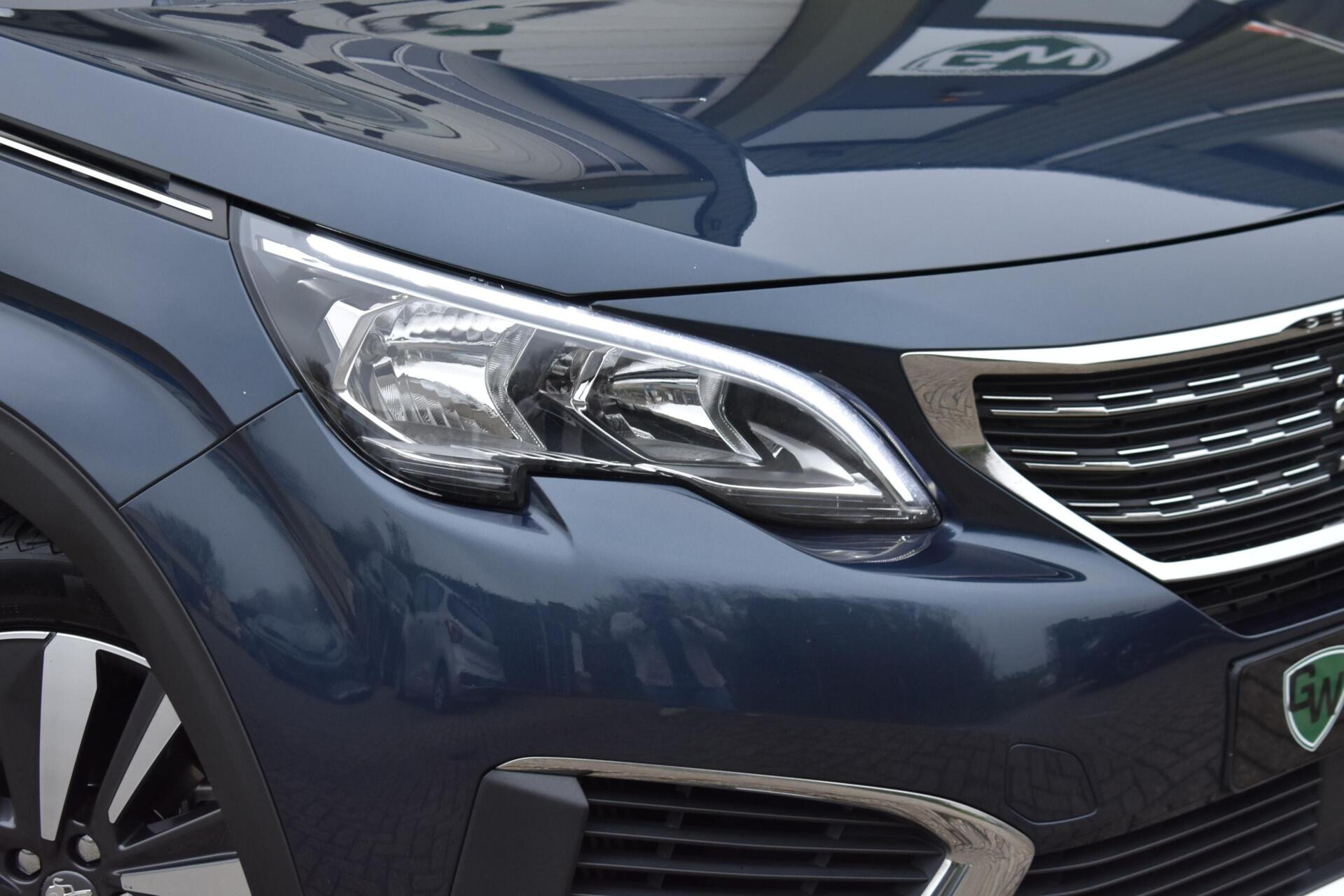 Hoofdafbeelding Peugeot 5008