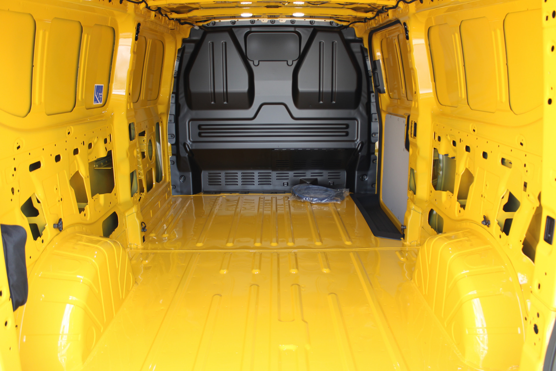 Hoofdafbeelding Ford E-Transit Custom