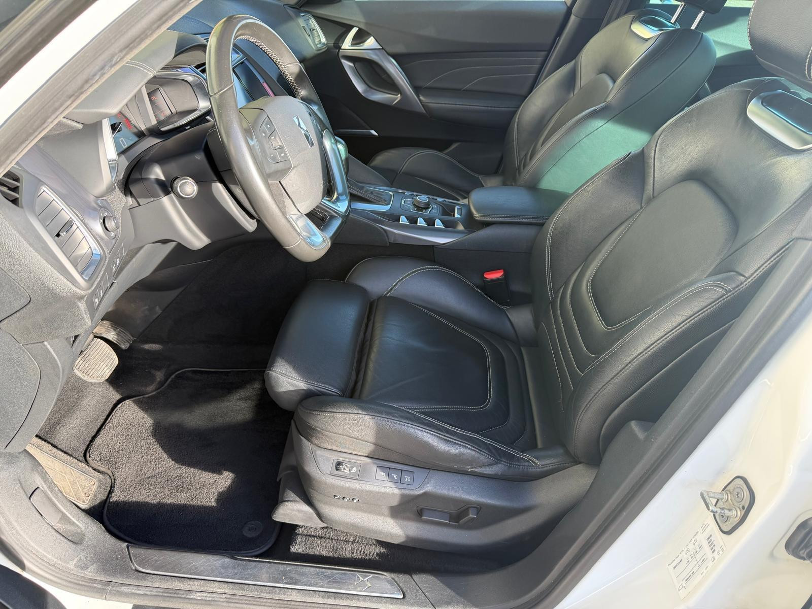 Hoofdafbeelding Citroën DS5