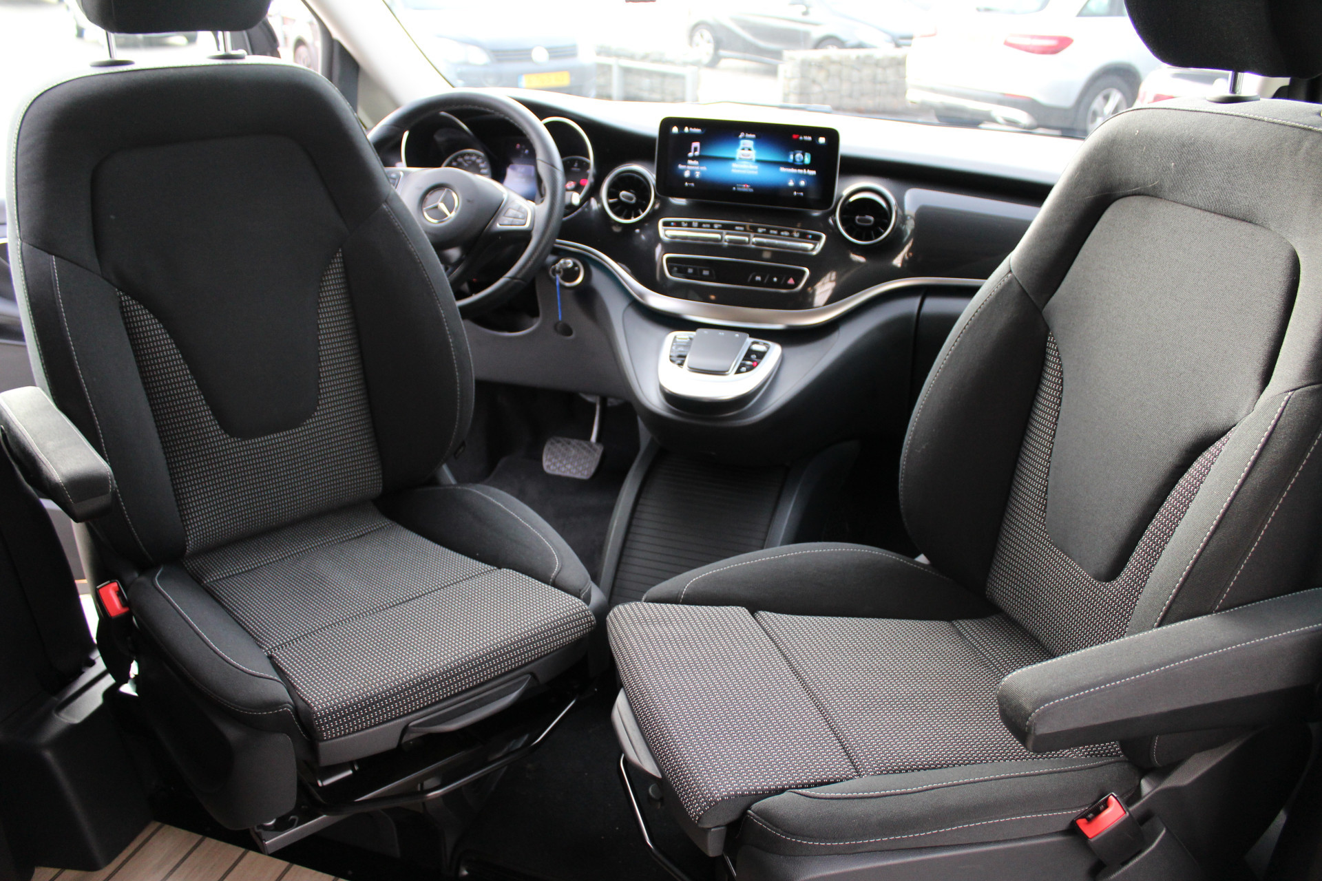 Hoofdafbeelding Mercedes-Benz Marco Polo