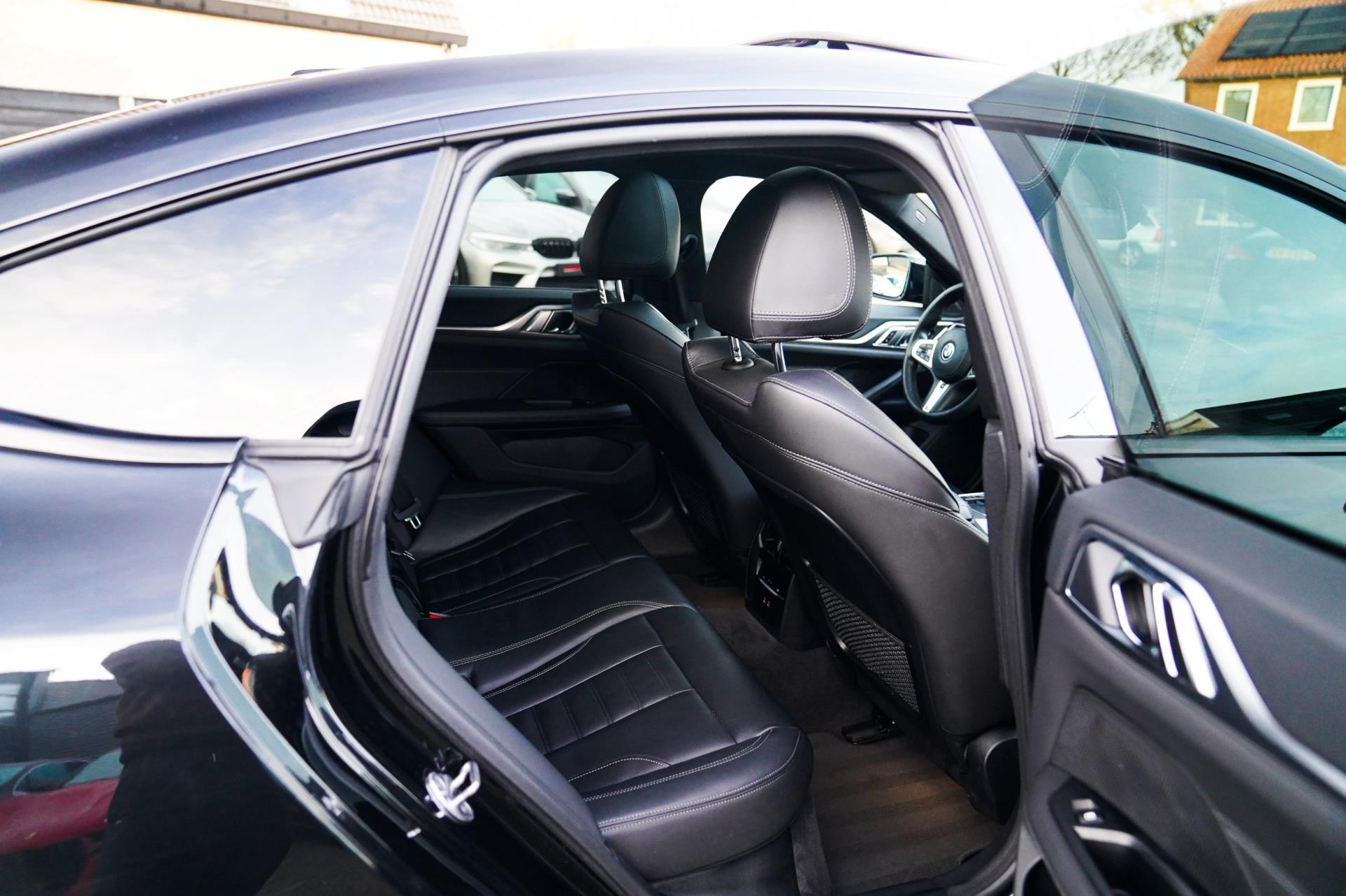 Hoofdafbeelding BMW i4