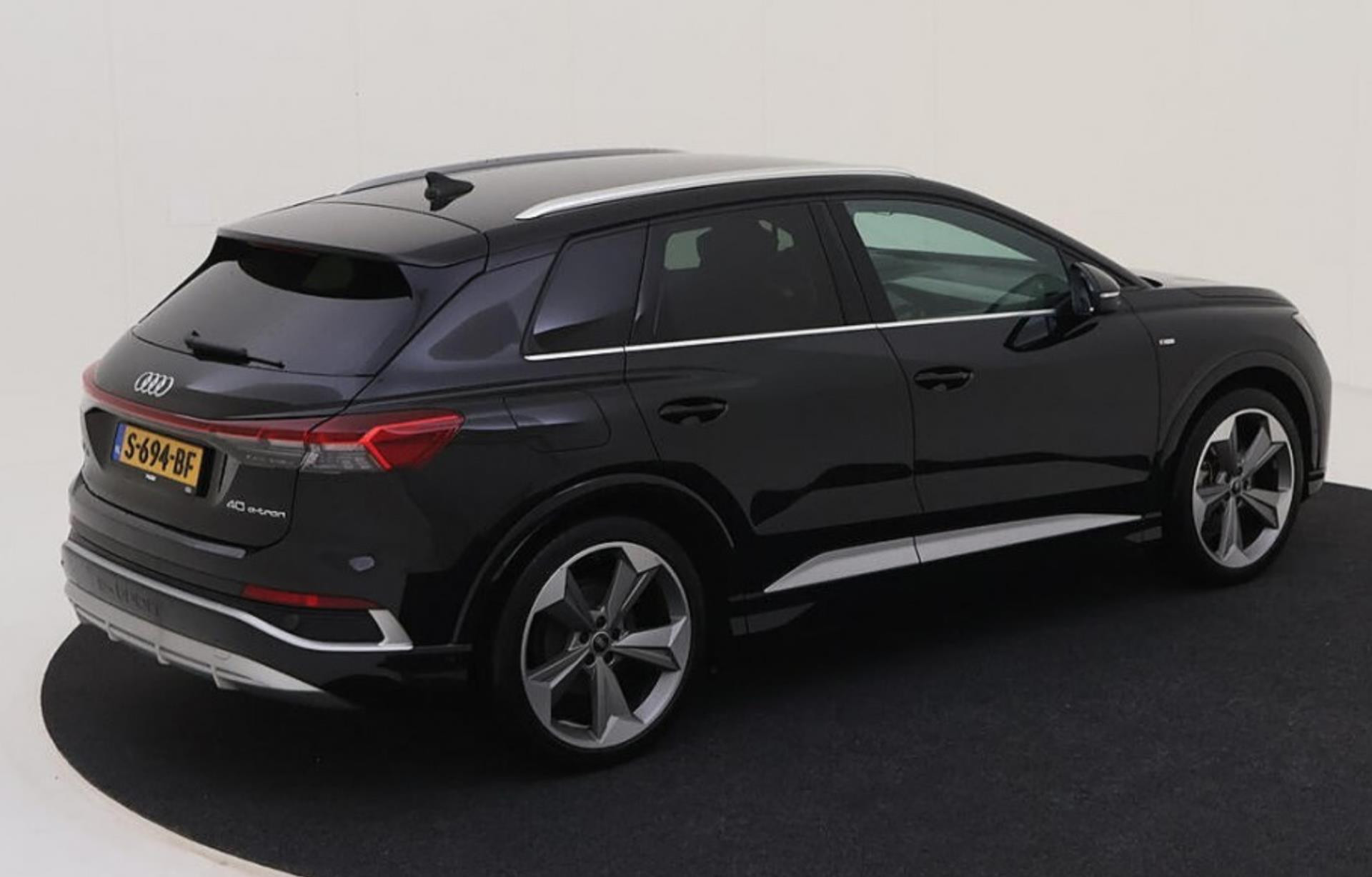 Hoofdafbeelding Audi Q4 e-tron