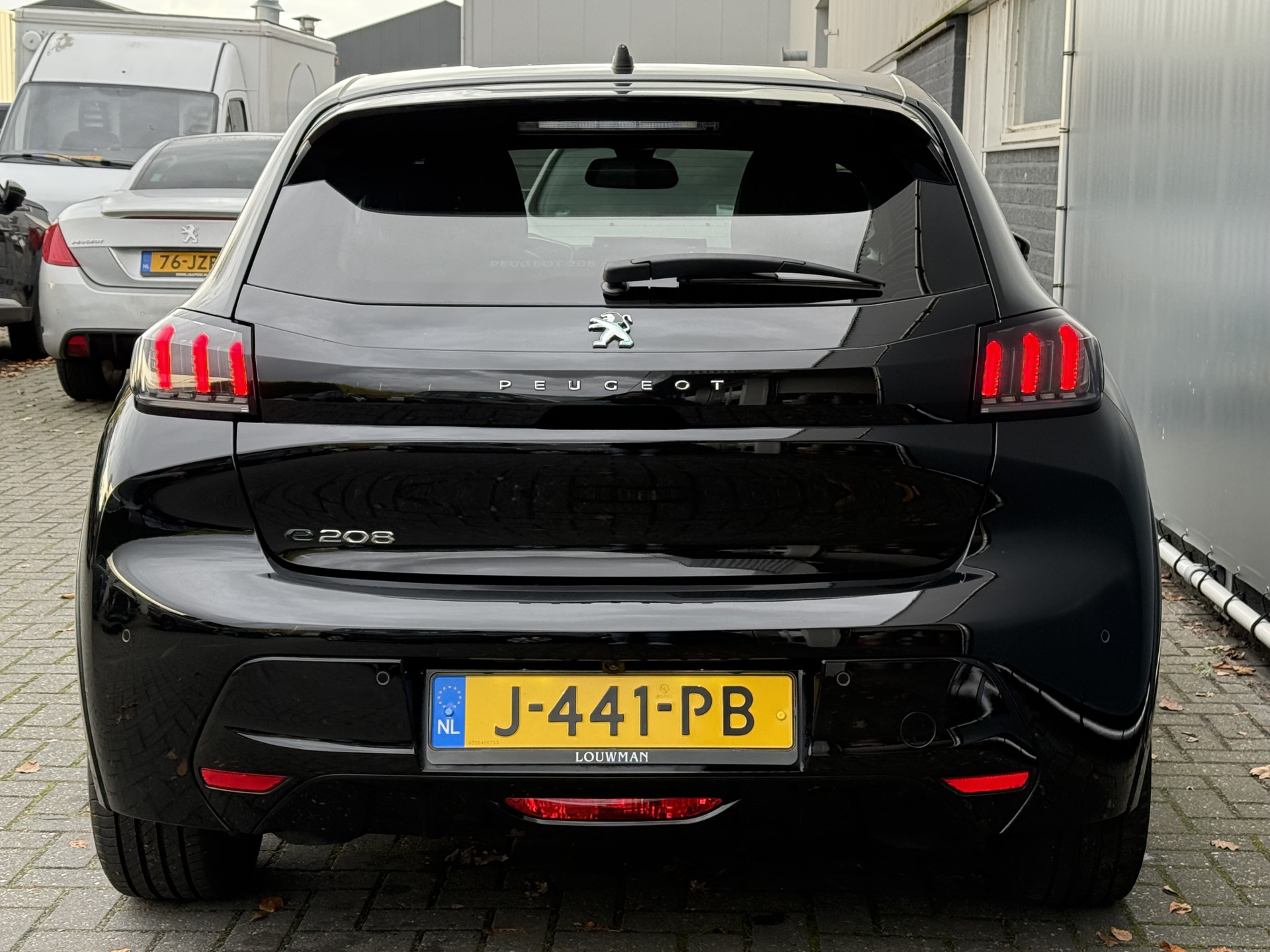 Hoofdafbeelding Peugeot e-208