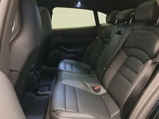 Porsche Taycan Porsche Taycan Sport Turismo Performance-accu Bose, Panoramadak, 22'' velgen - afbeelding nr 30