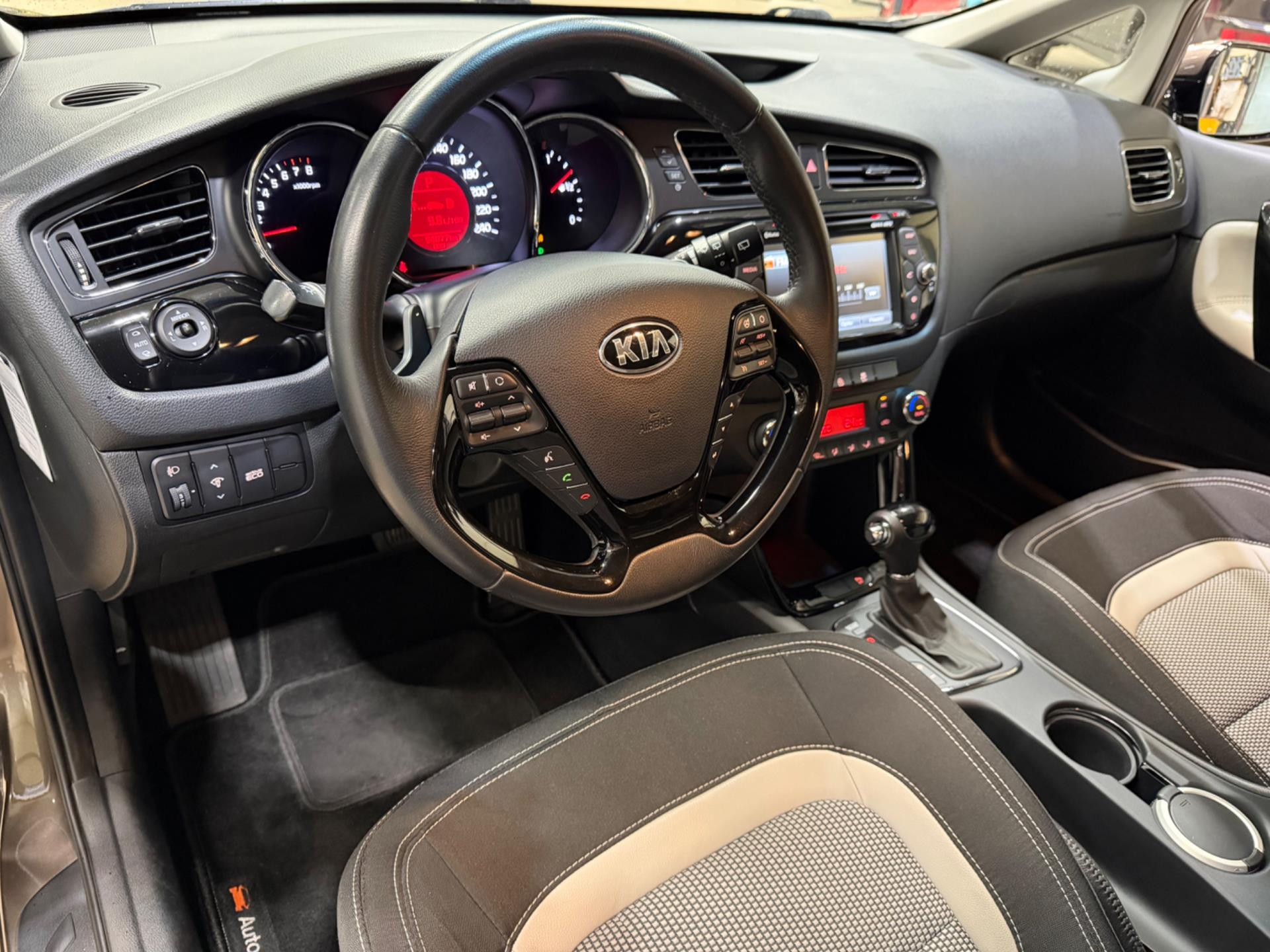 Hoofdafbeelding Kia cee'd