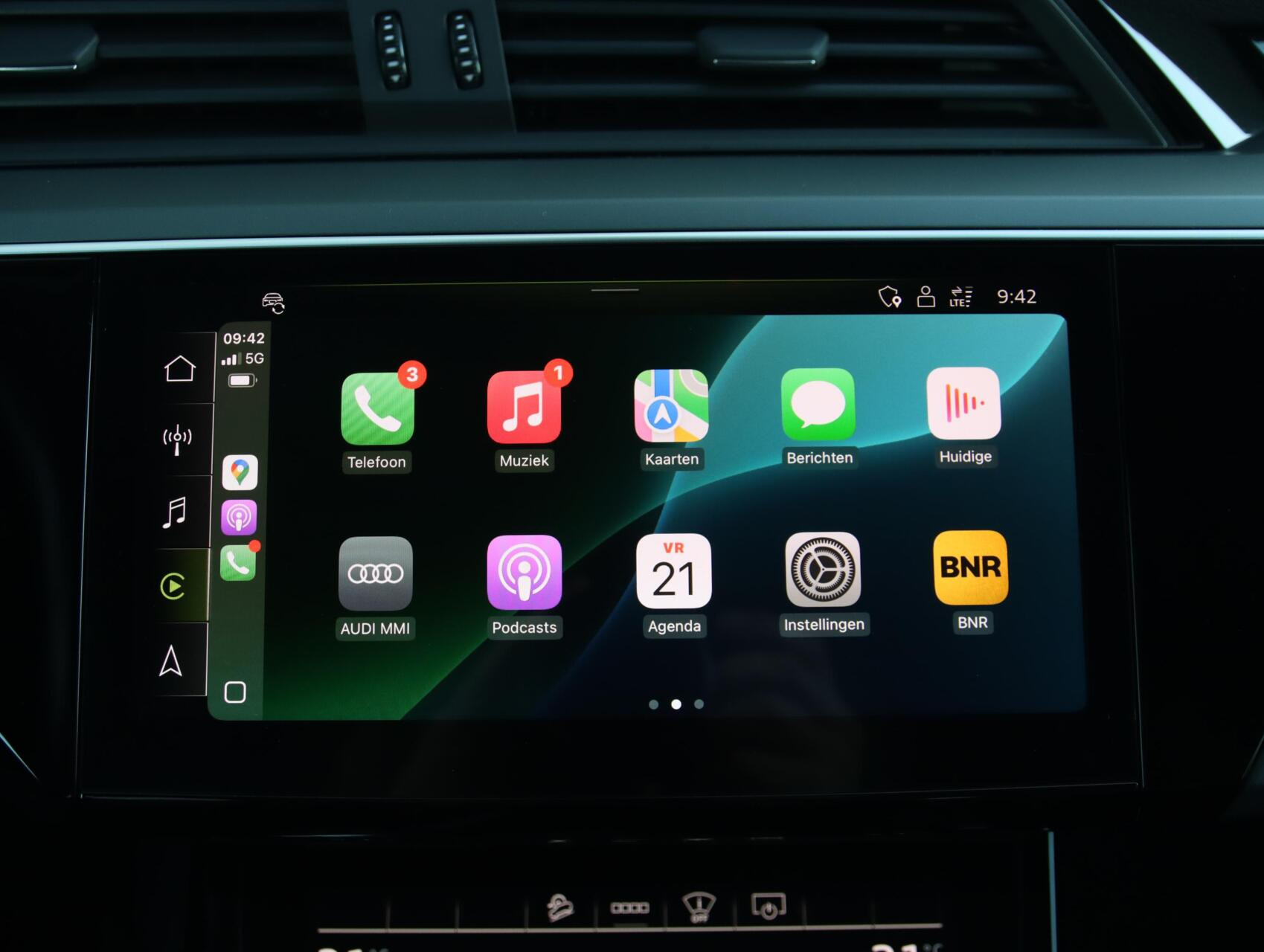 Hoofdafbeelding Audi e-tron