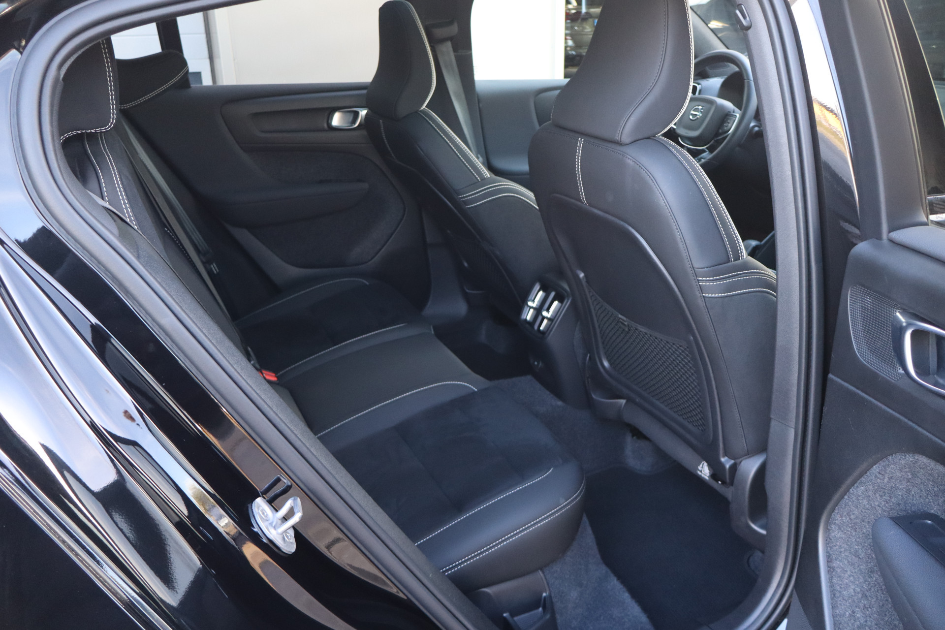 Hoofdafbeelding Volvo C40