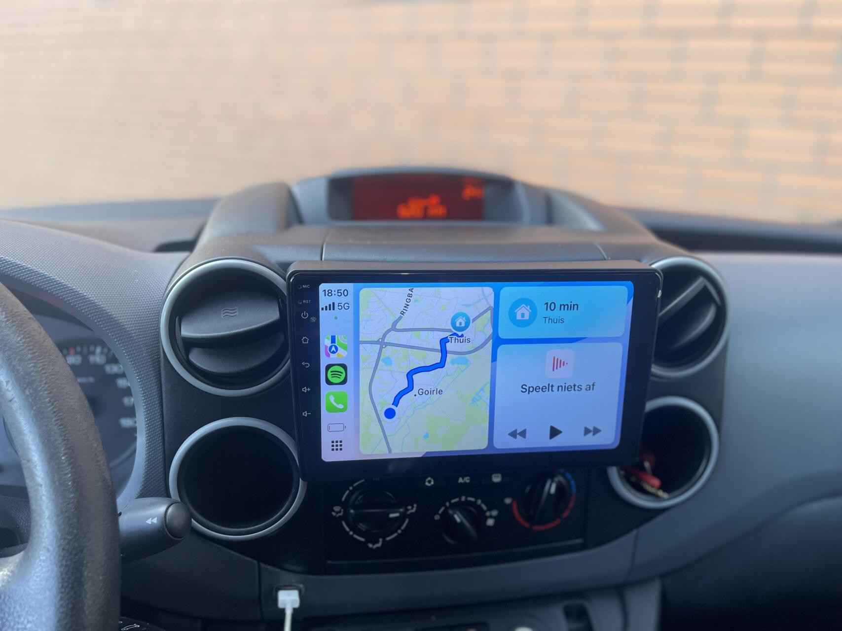 Hoofdafbeelding Peugeot Partner