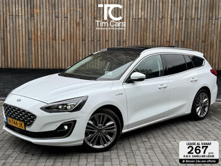 Ford Focus Wagon 1.5 EcoBoost Vignale Automaat | Panoramadak | Lederen bekleding | Stoel en- Stuurwielverwarming | Head-up display | Achteruitrijcamera | Elektrisch verstelbare bestuurdersstoel | Adaptieve cruise control | Parkeersensoren voor en achter